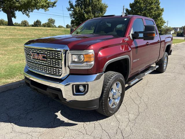 Red (Maroon) 2016 GMC Sierra 2500HD Pickup Truck Four-Wheel Drive 6-Speed Automatic