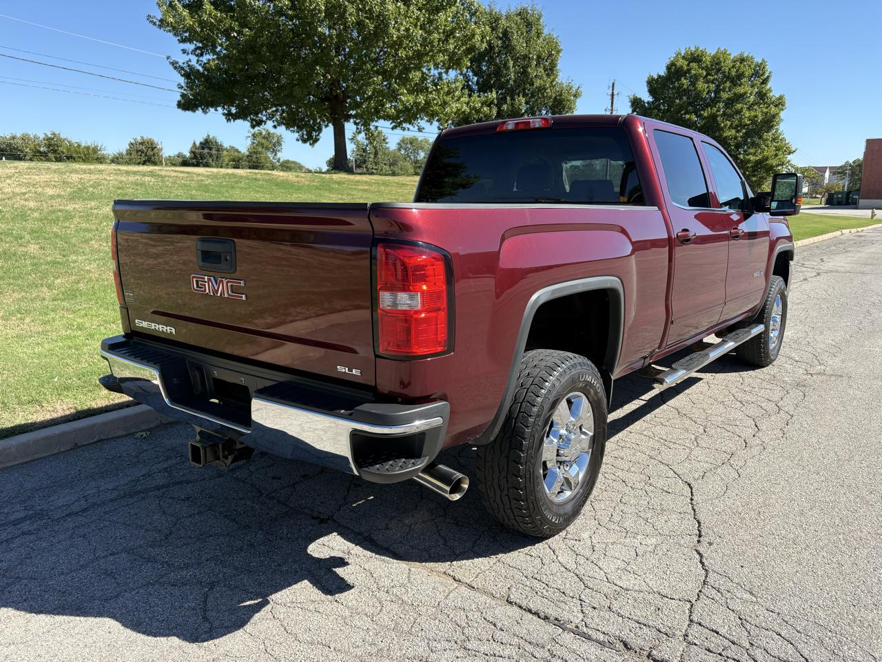 GMC Sierra photo 6