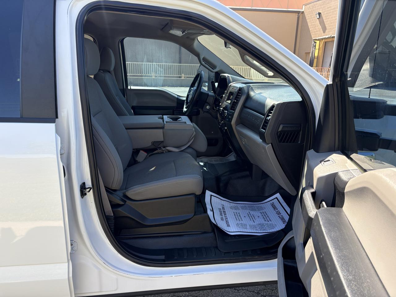 Ford Super Duty F-250 SRW XL 4WD Crew Cab 8' Box 2018