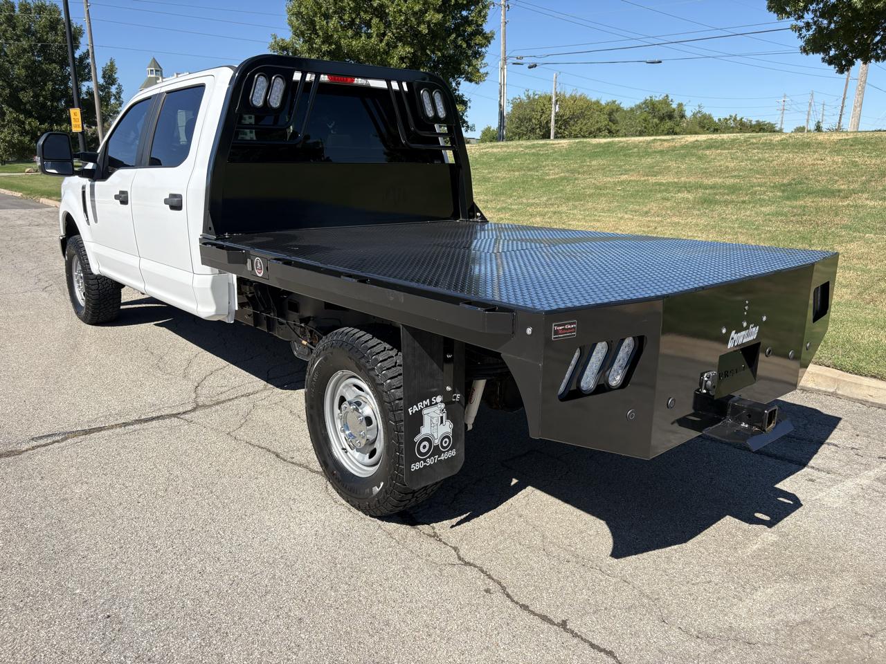 Ford Super Duty F-250 SRW XL 4WD Crew Cab 8' Box 2018