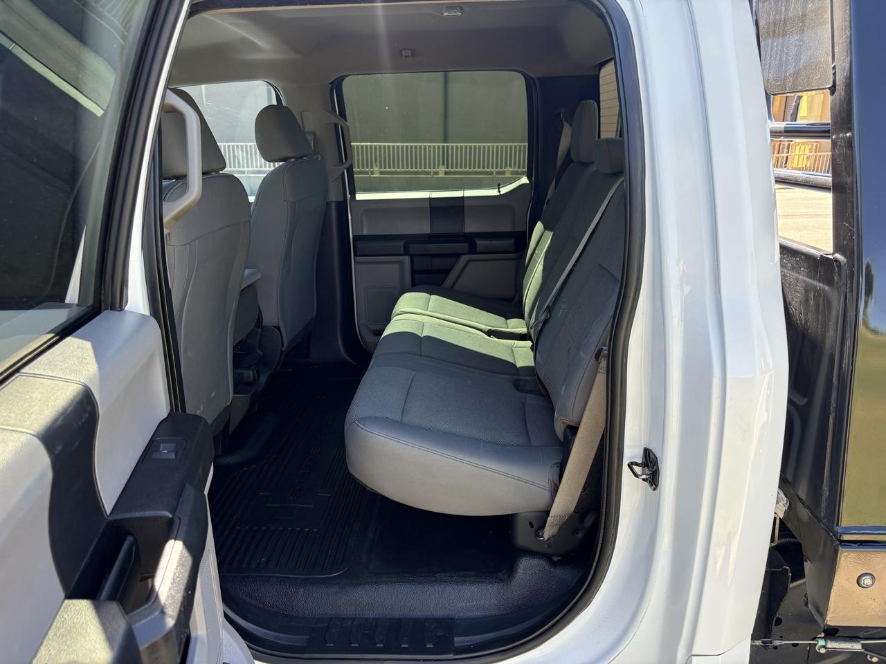 Ford Super Duty F-250 SRW XL 4WD Crew Cab 8' Box 2018