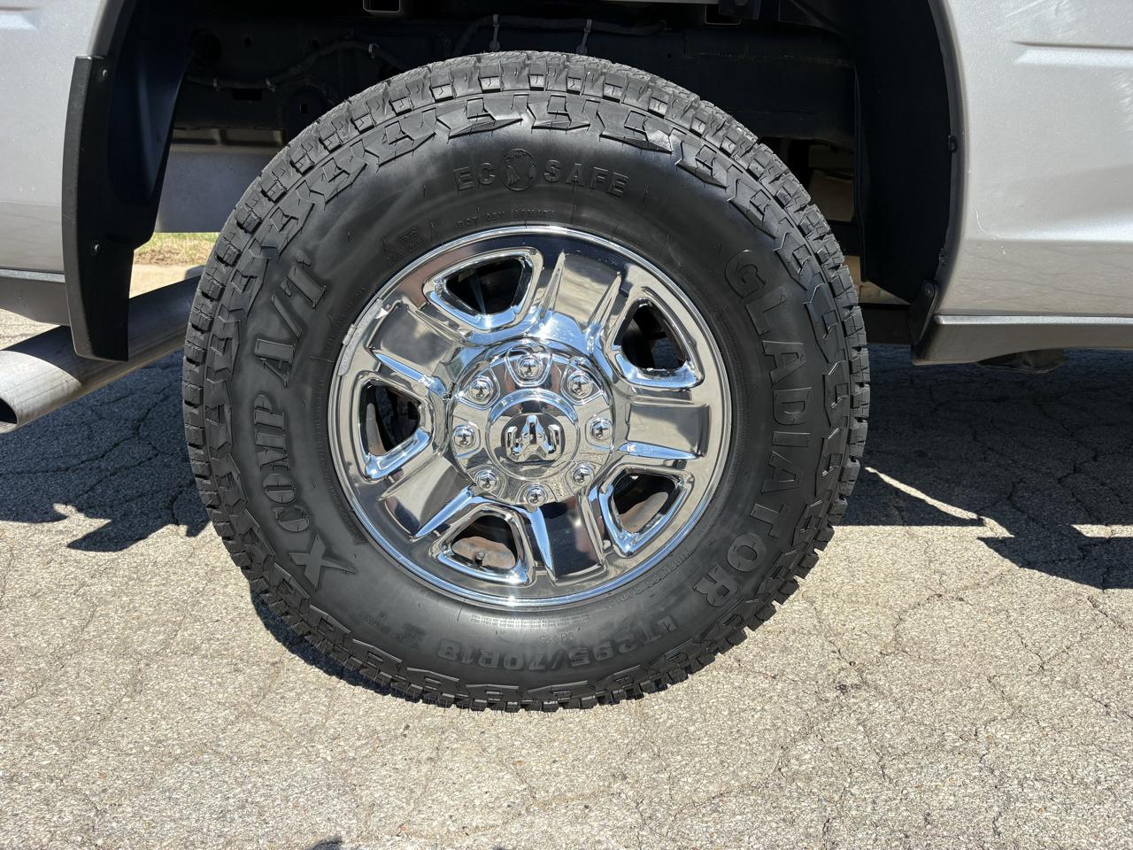 RAM 2500 Big Horn 4x4 Crew Cab 6'4" Box 2021