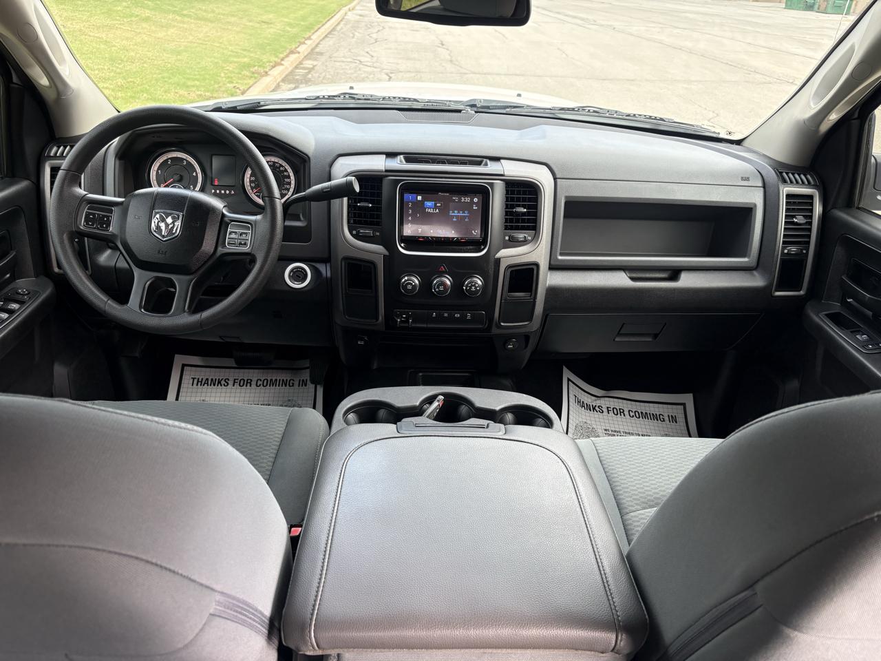 RAM 2500 Tradesman 4x4 Crew Cab 6'4" Box 2018