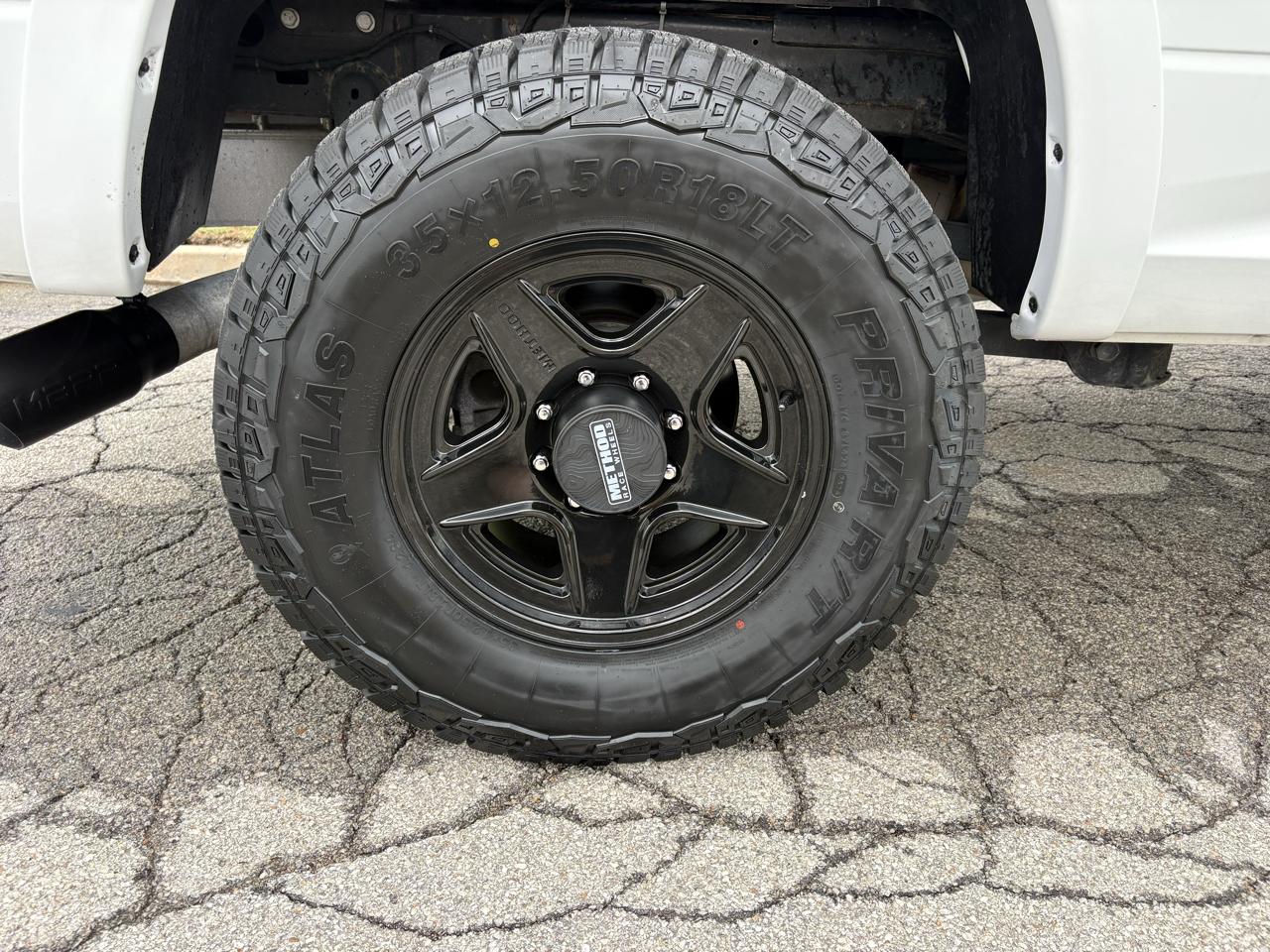 RAM 2500 Tradesman 4x4 Crew Cab 6'4" Box 2024