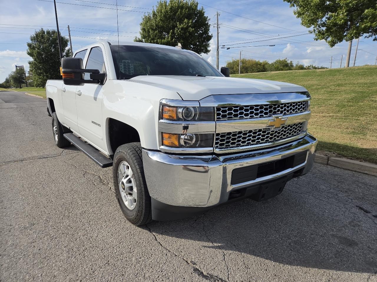 Chevrolet Silverado 2500HD 4WD Crew Cab 153.7" LT 2019