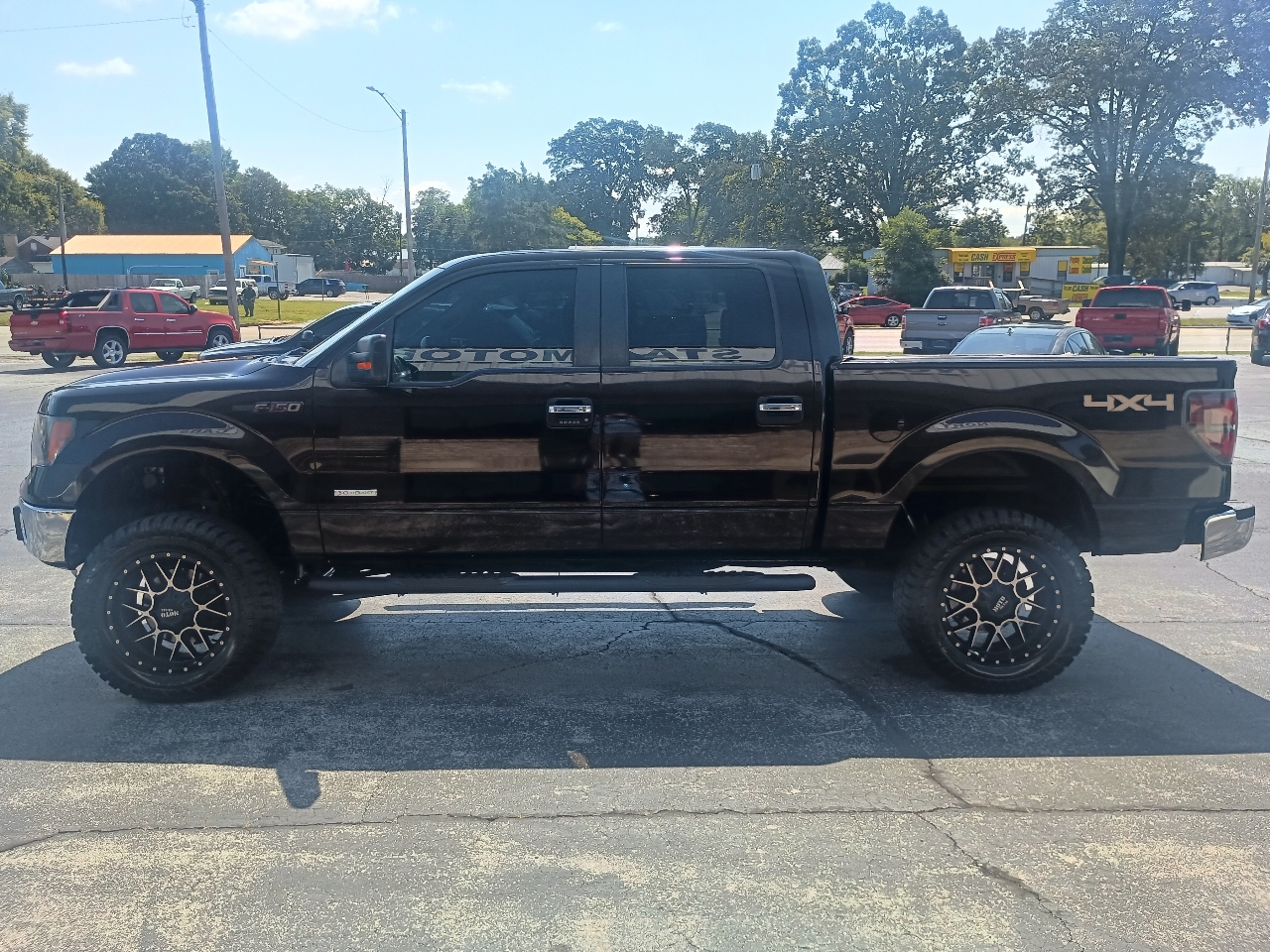 Ford F-150 4WD SuperCrew 145" XLT 2013 Ford F-150 4WD SuperCrew 145" XLT 2013