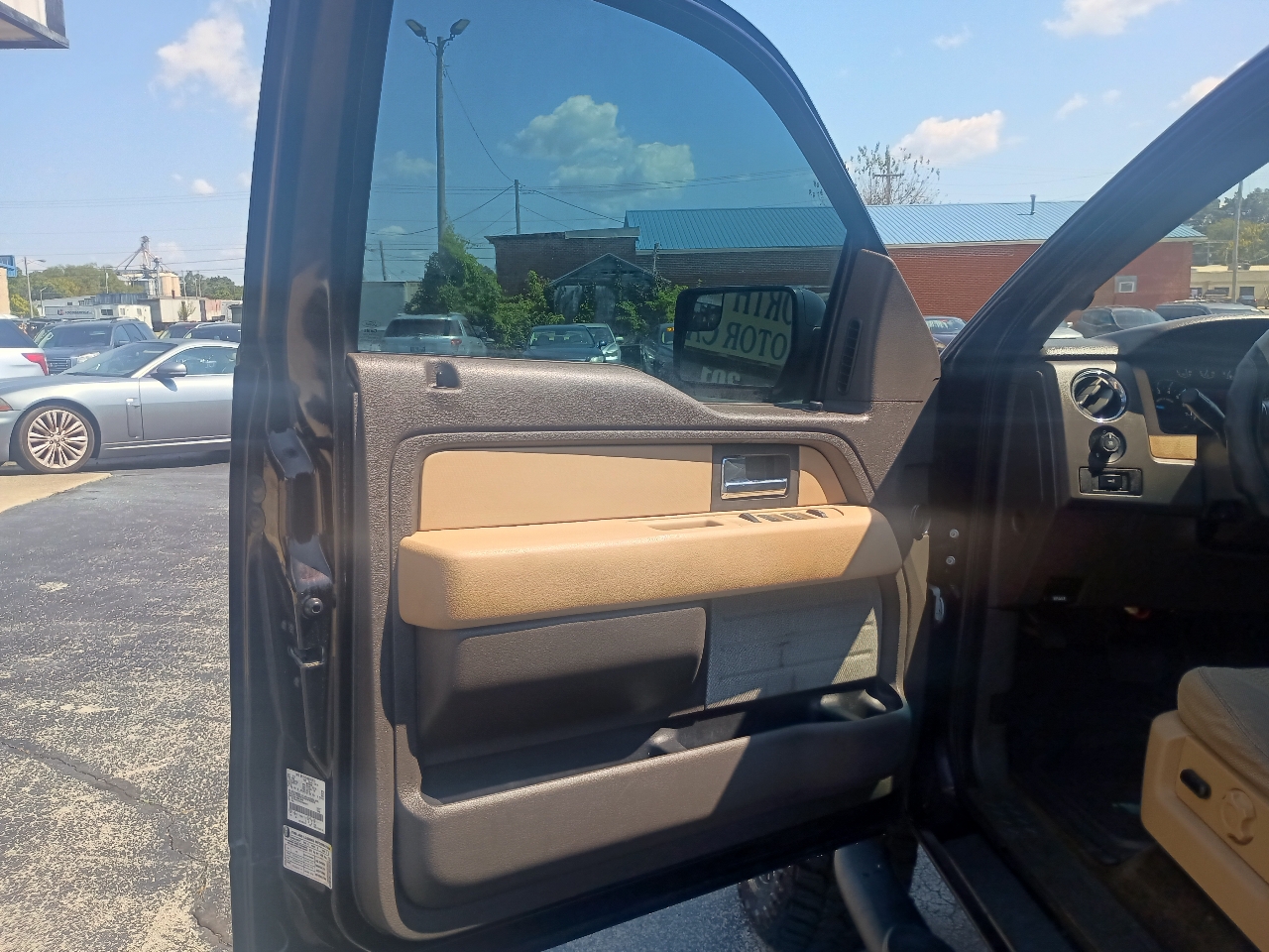 Ford F-150 4WD SuperCrew 145" XLT 2013 Ford F-150 4WD SuperCrew 145" XLT 2013