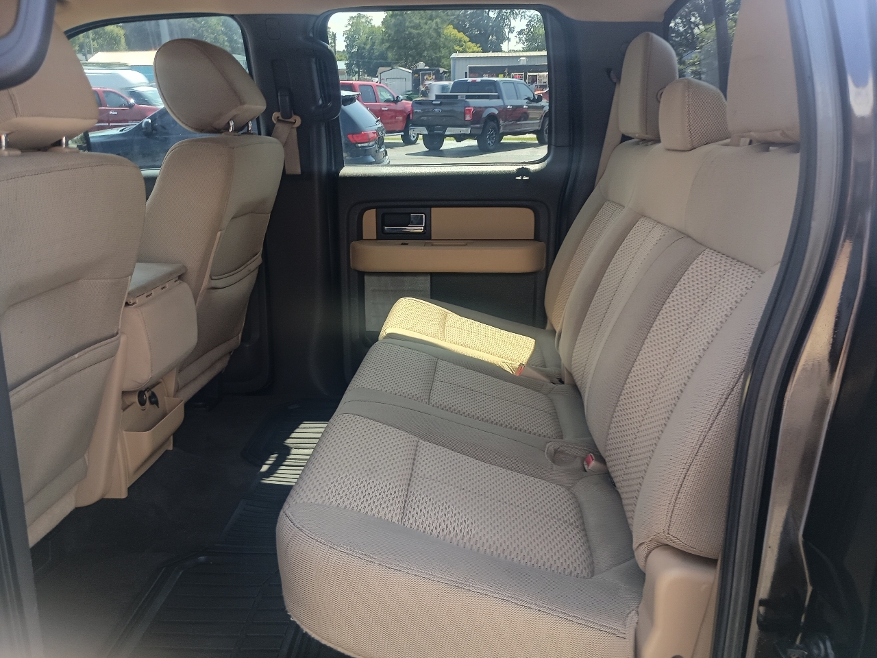 Ford F-150 4WD SuperCrew 145" XLT 2013 Ford F-150 4WD SuperCrew 145" XLT 2013