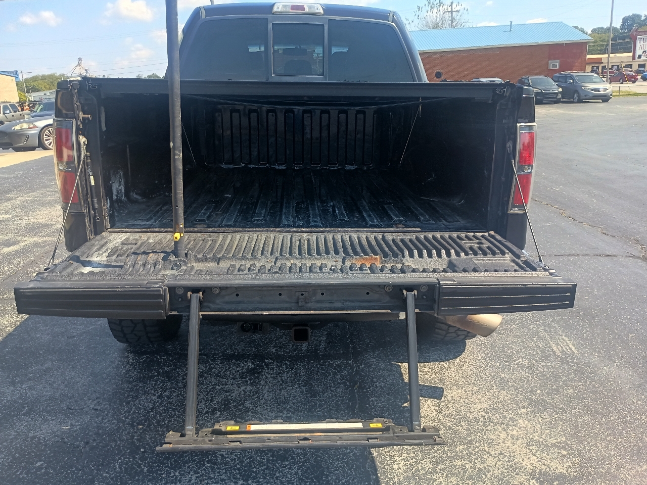 Ford F-150 4WD SuperCrew 145" XLT 2013 Ford F-150 4WD SuperCrew 145" XLT 2013