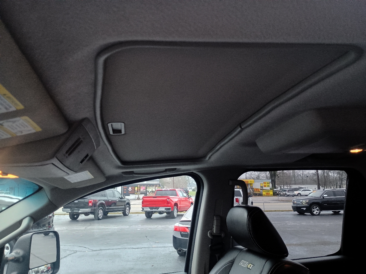 Nissan Titan 4WD Crew Cab SWB PRO-4X 2015