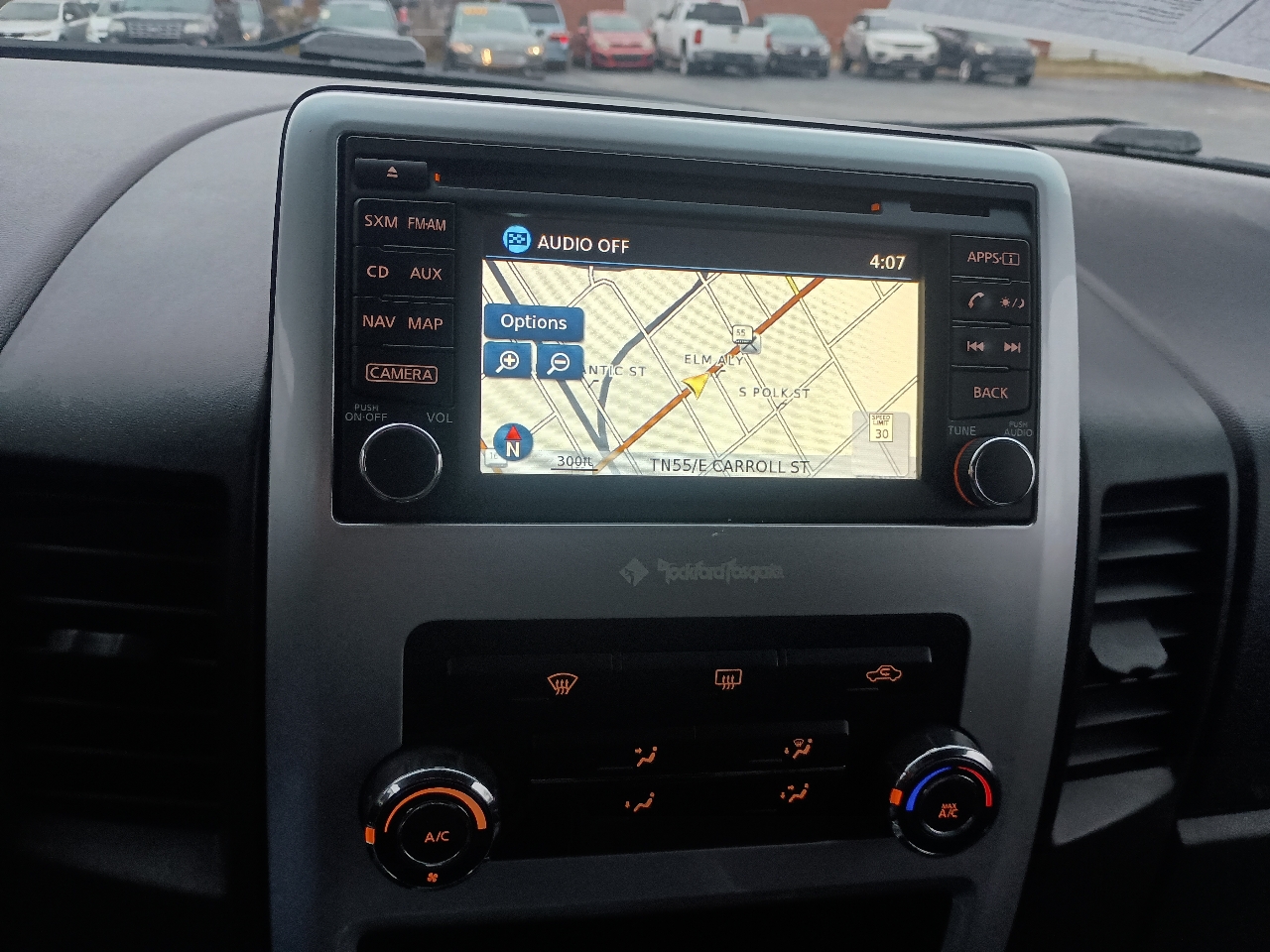 Nissan Titan 4WD Crew Cab SWB PRO-4X 2015