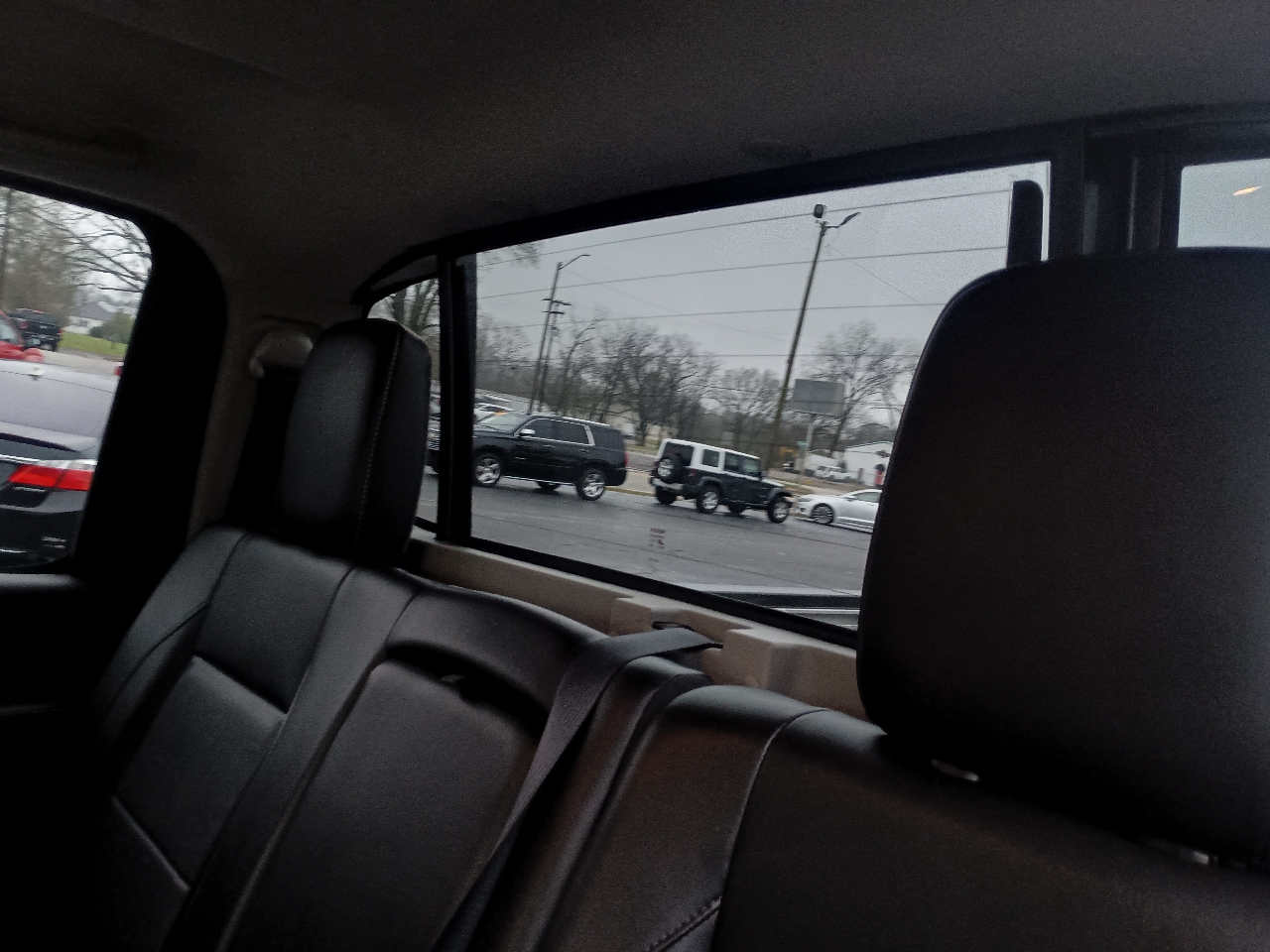 Nissan Titan 4WD Crew Cab SWB PRO-4X 2015