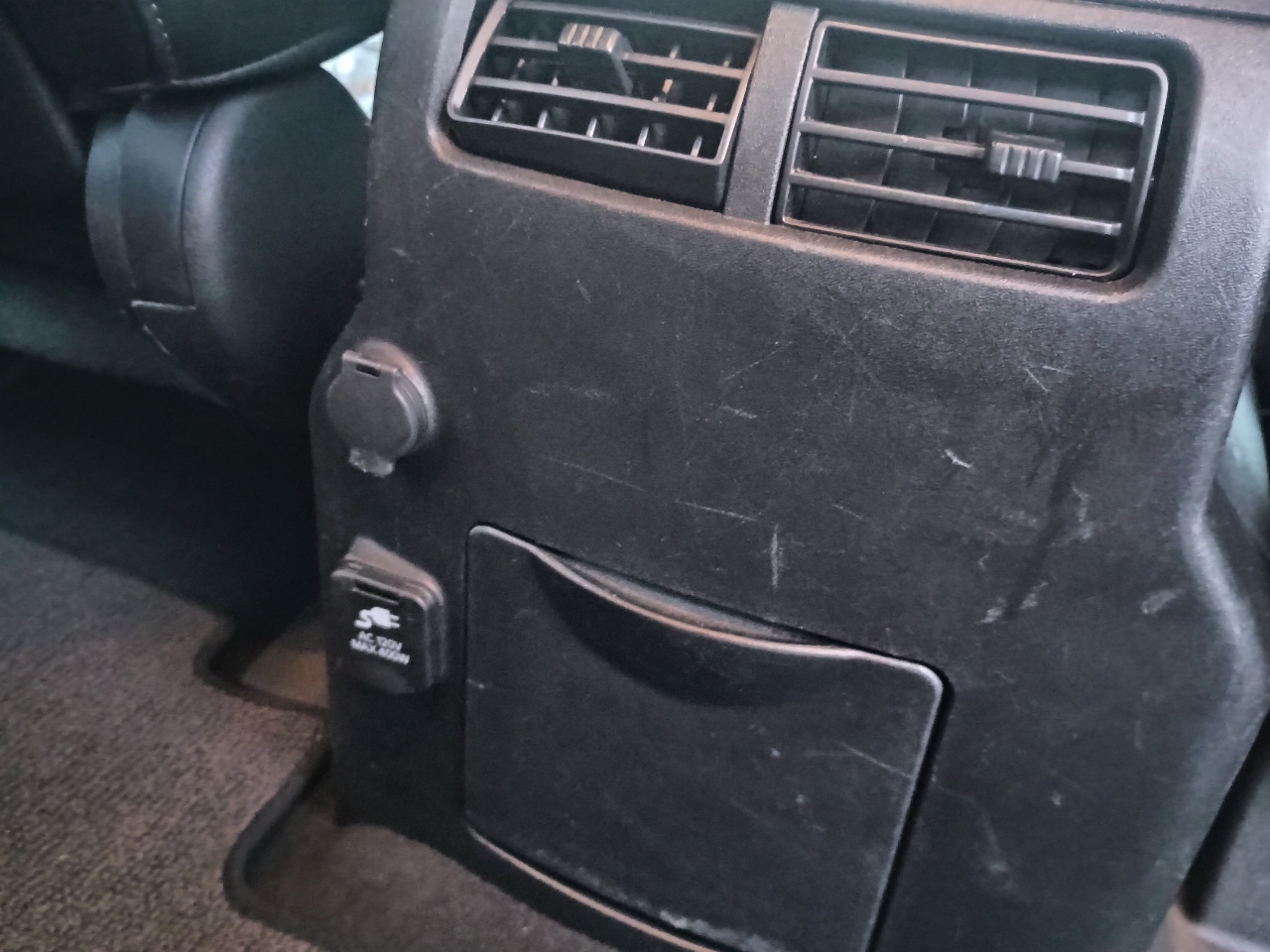 Nissan Titan 4WD Crew Cab SWB PRO-4X 2015