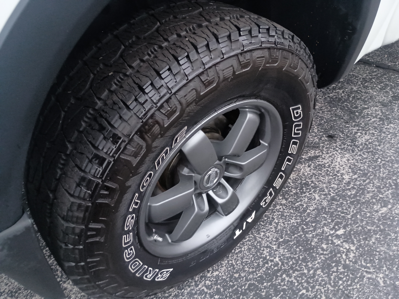 Nissan Titan 4WD Crew Cab SWB PRO-4X 2015