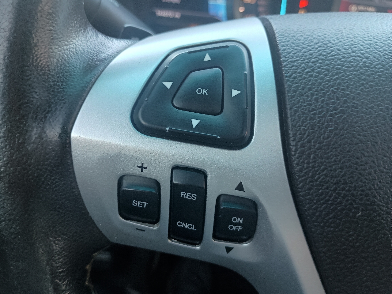 Ford Explorer 4WD 4dr Sport 2014