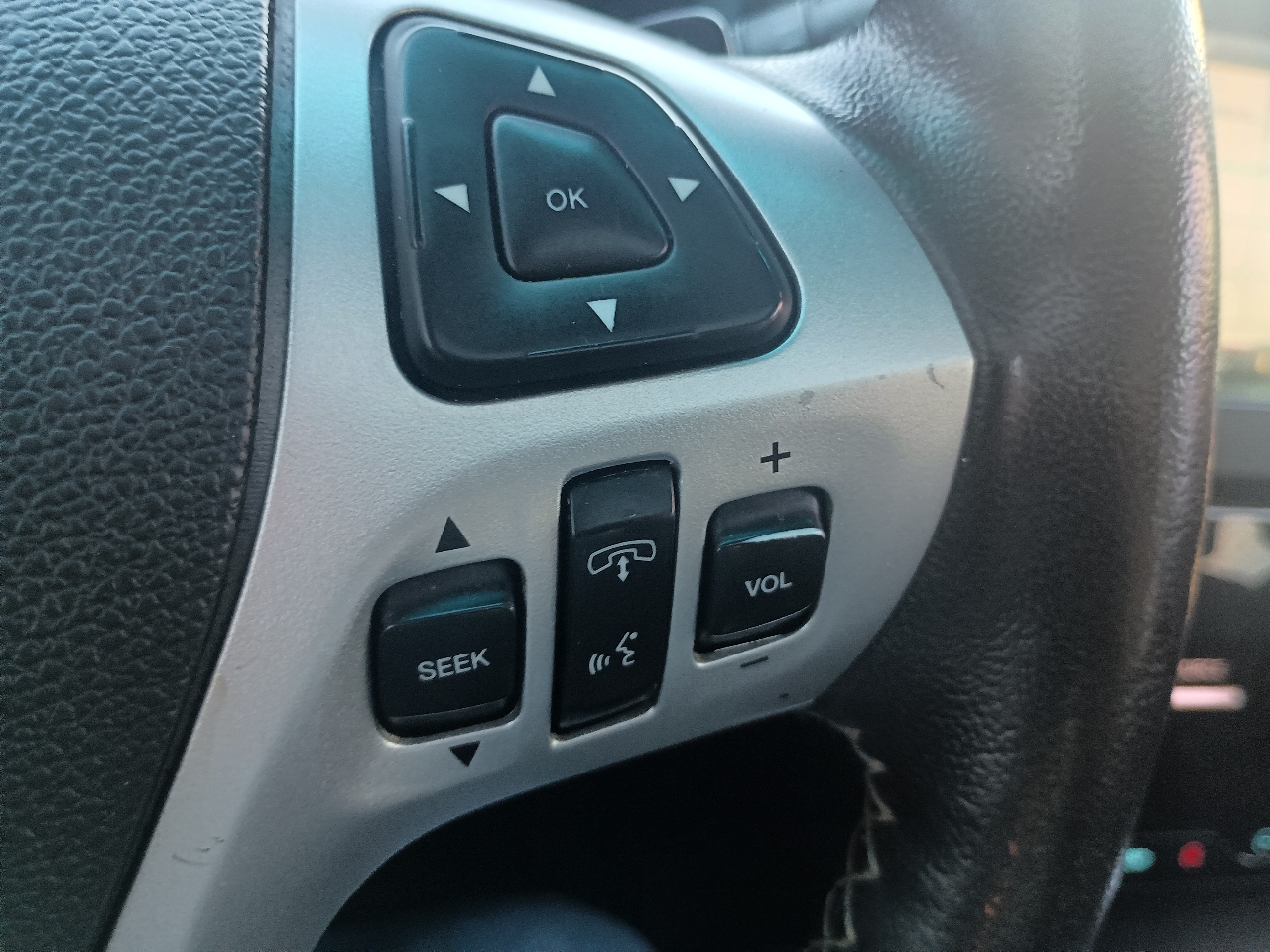 Ford Explorer 4WD 4dr Sport 2014