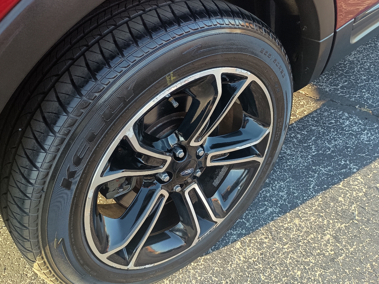 Ford Explorer 4WD 4dr Sport 2014