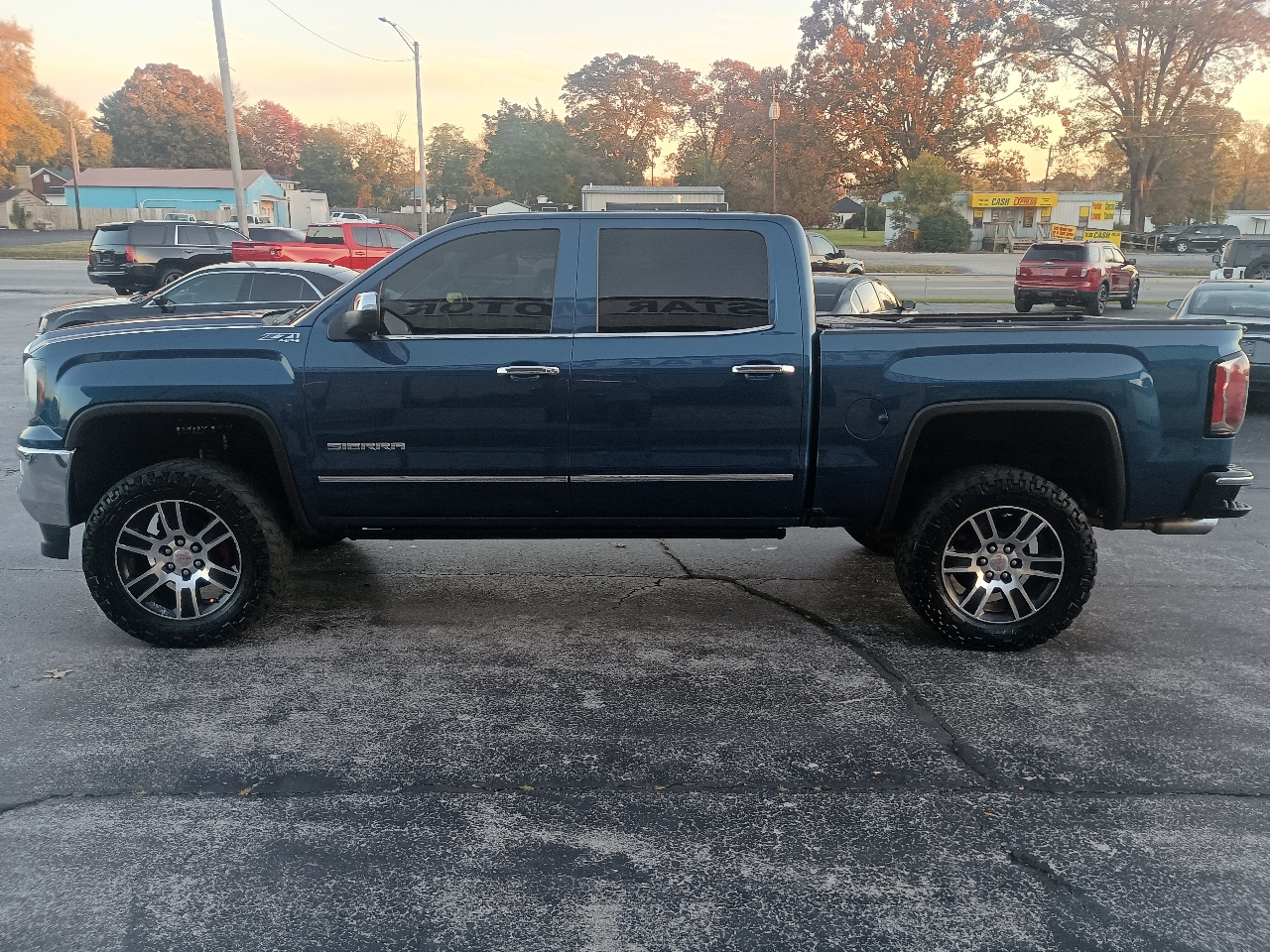 GMC Sierra 1500 4WD Crew Cab 143.5" SLT 2016