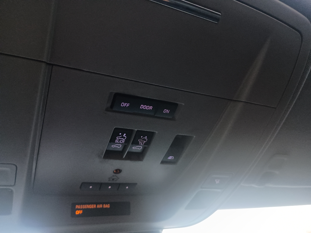 GMC Sierra 1500 4WD Crew Cab 143.5" SLT 2016