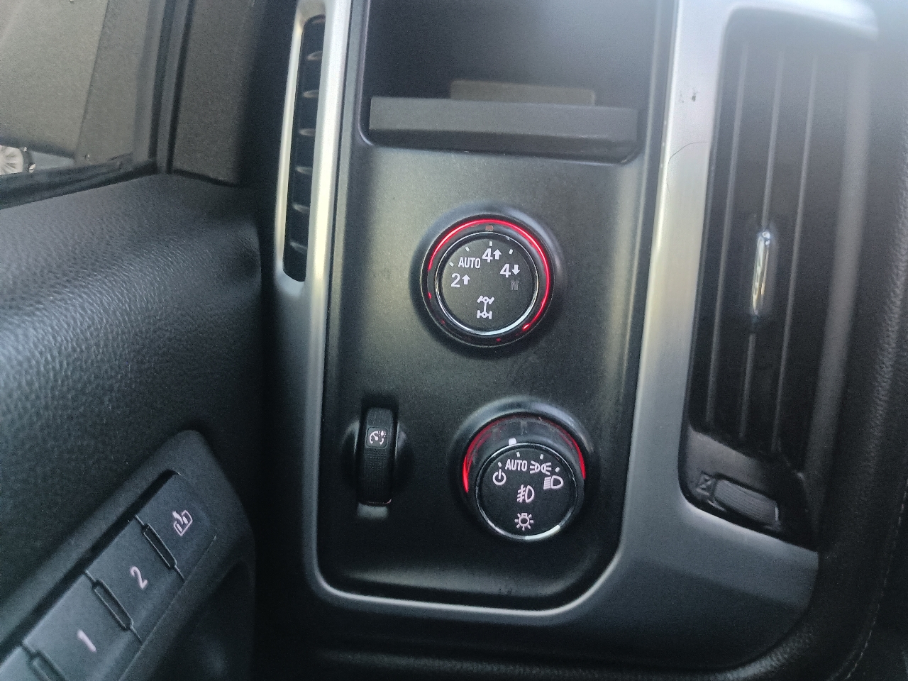 GMC Sierra 1500 4WD Crew Cab 143.5" SLT 2016