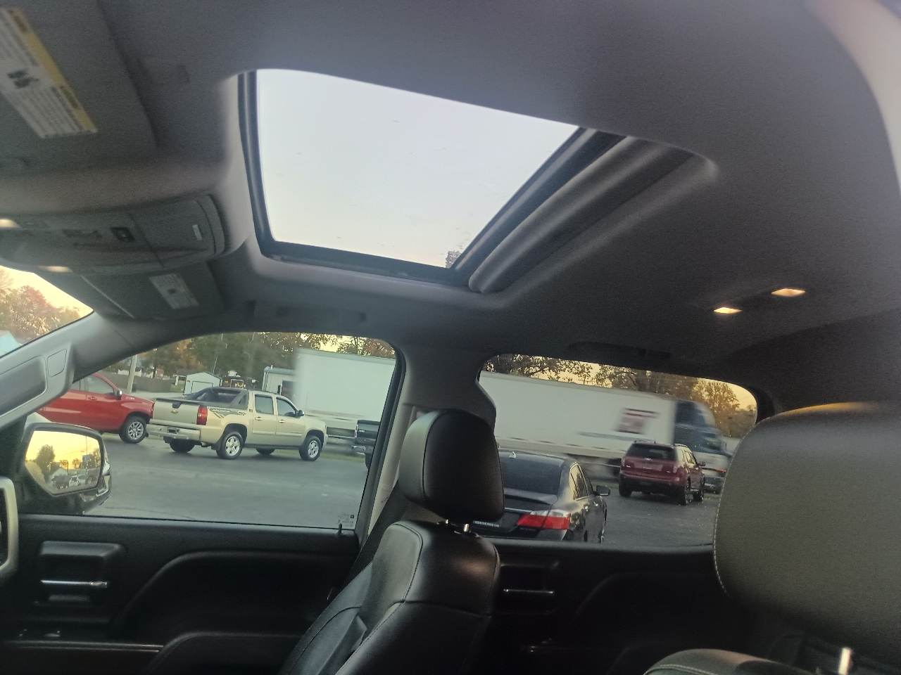 GMC Sierra 1500 4WD Crew Cab 143.5" SLT 2016