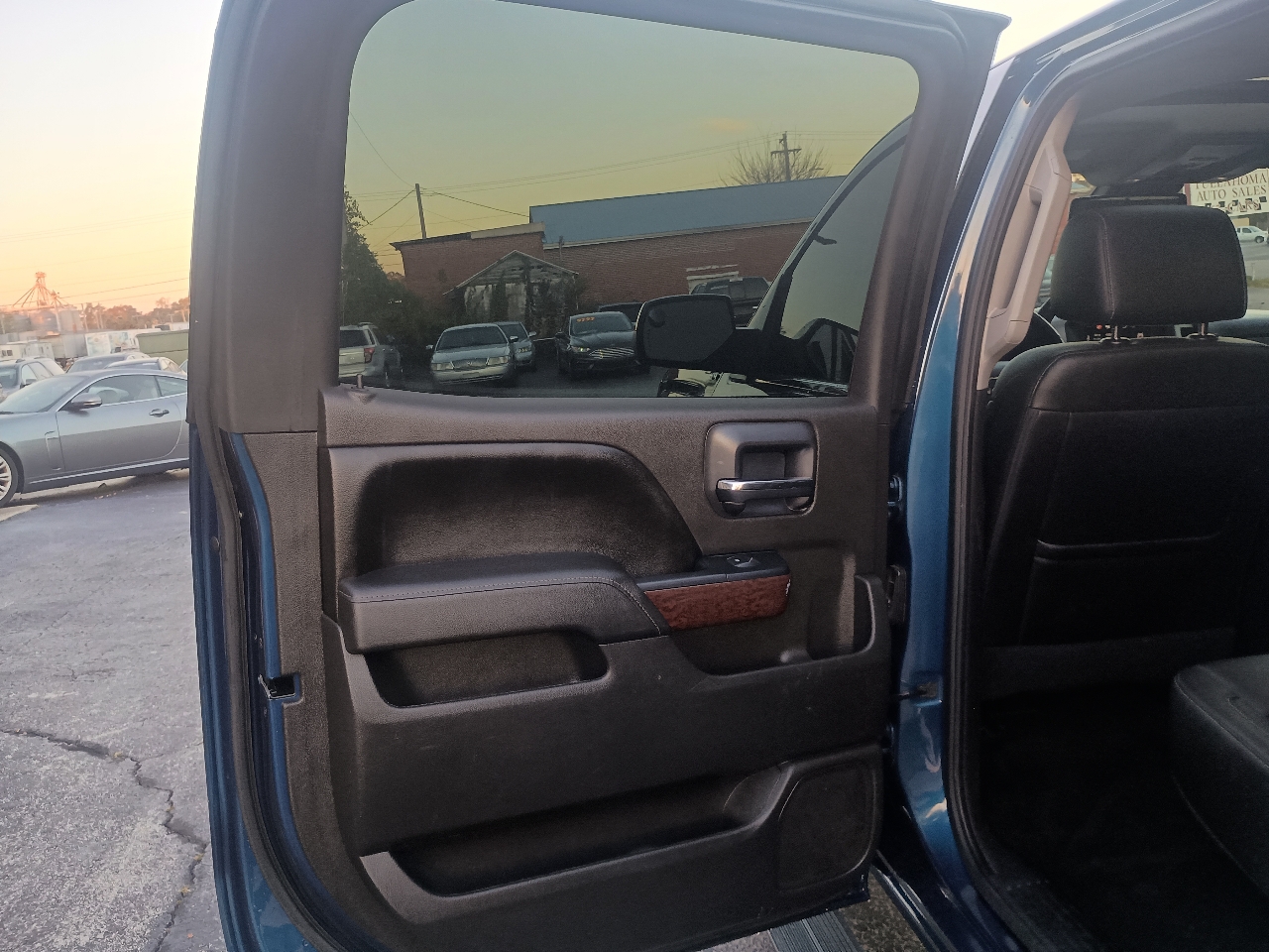 GMC Sierra 1500 4WD Crew Cab 143.5" SLT 2016