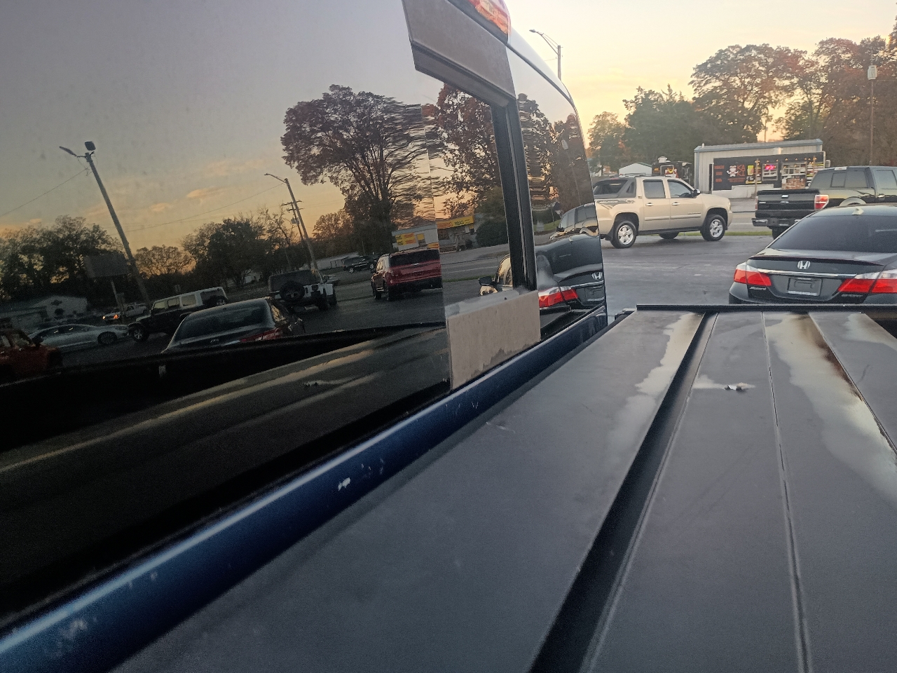 GMC Sierra 1500 4WD Crew Cab 143.5" SLT 2016