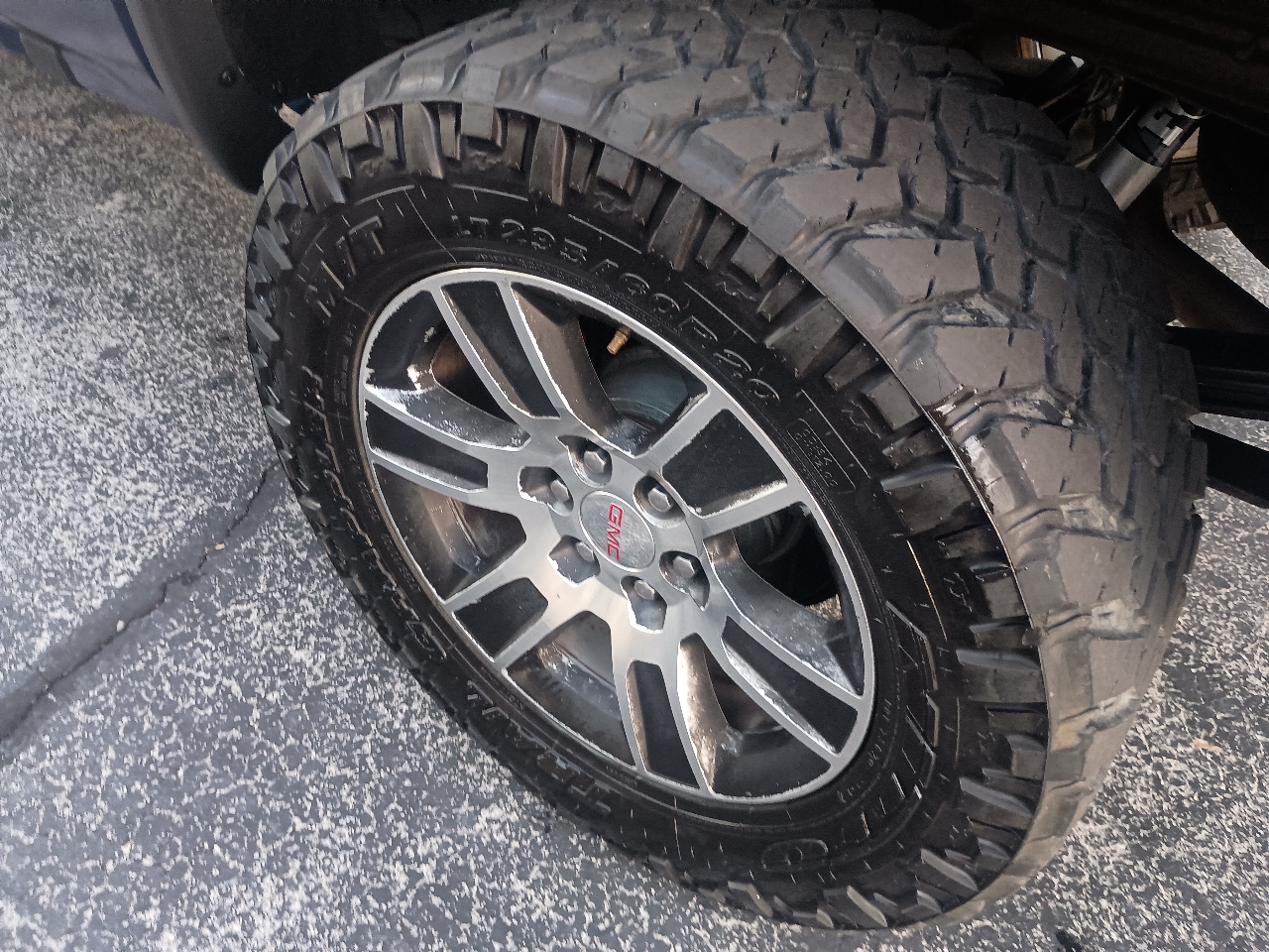 GMC Sierra 1500 4WD Crew Cab 143.5" SLT 2016