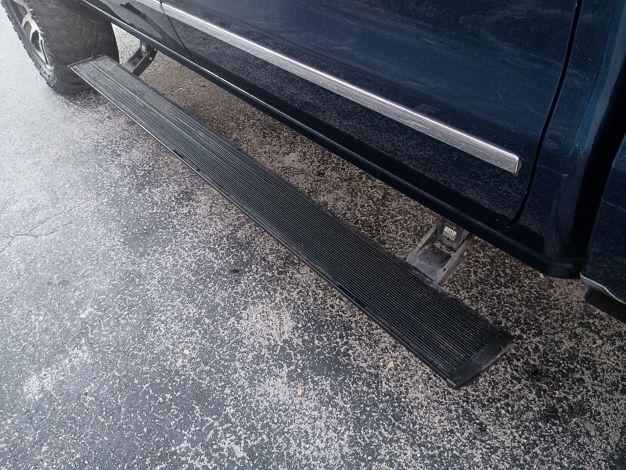 GMC Sierra 1500 4WD Crew Cab 143.5" SLT 2016