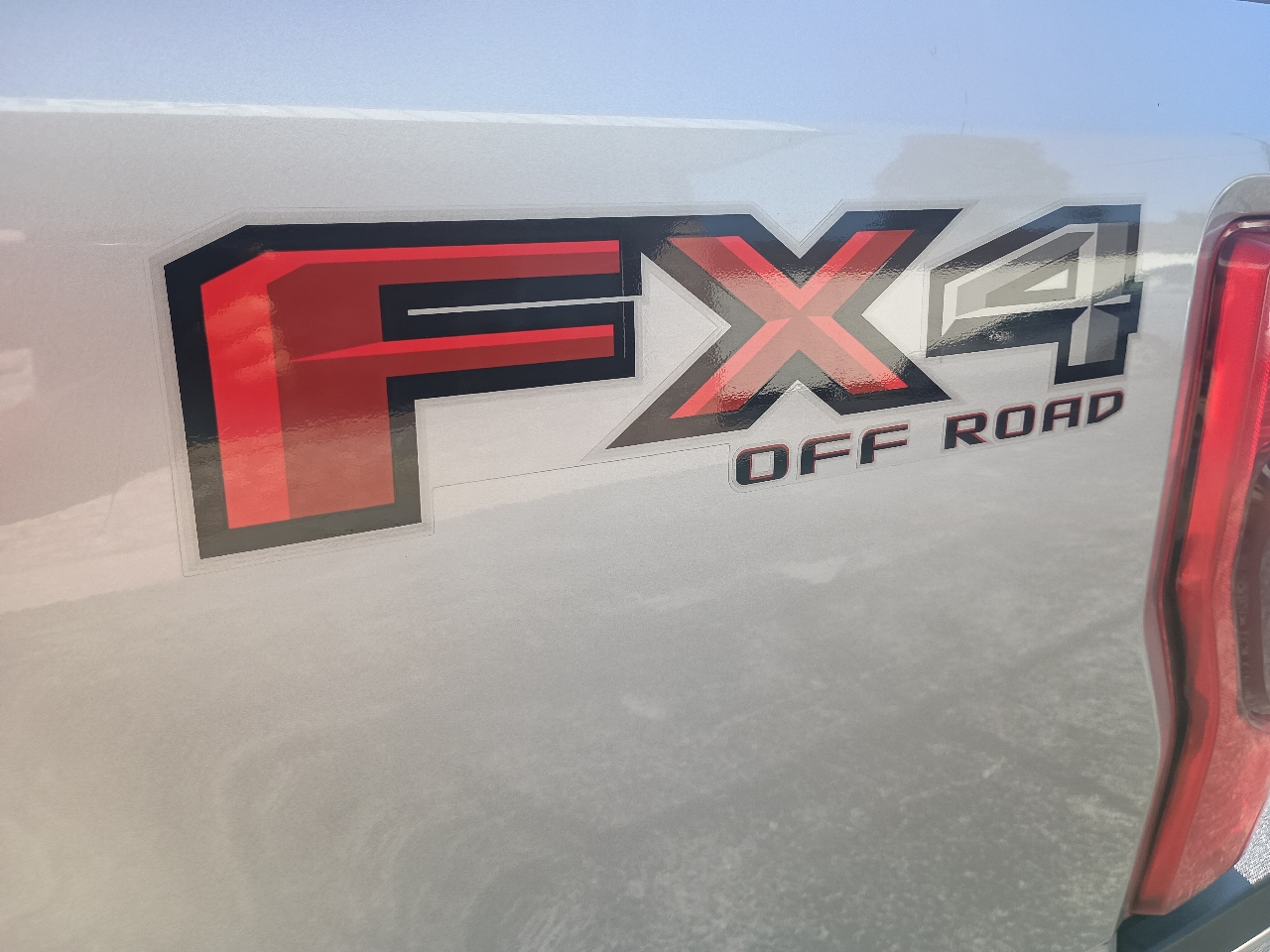 Ford Super Duty F-250 SRW XLT 4WD SuperCab 6.75' Box 2020