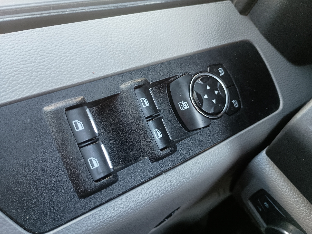 Ford Super Duty F-250 SRW XLT 4WD SuperCab 6.75' Box 2020