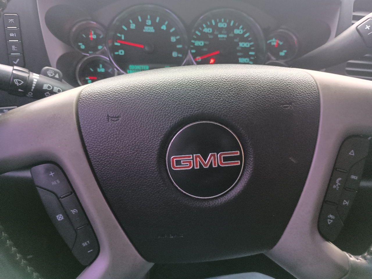 GMC Sierra 1500 4WD Crew Cab 143.5" SLE 2013