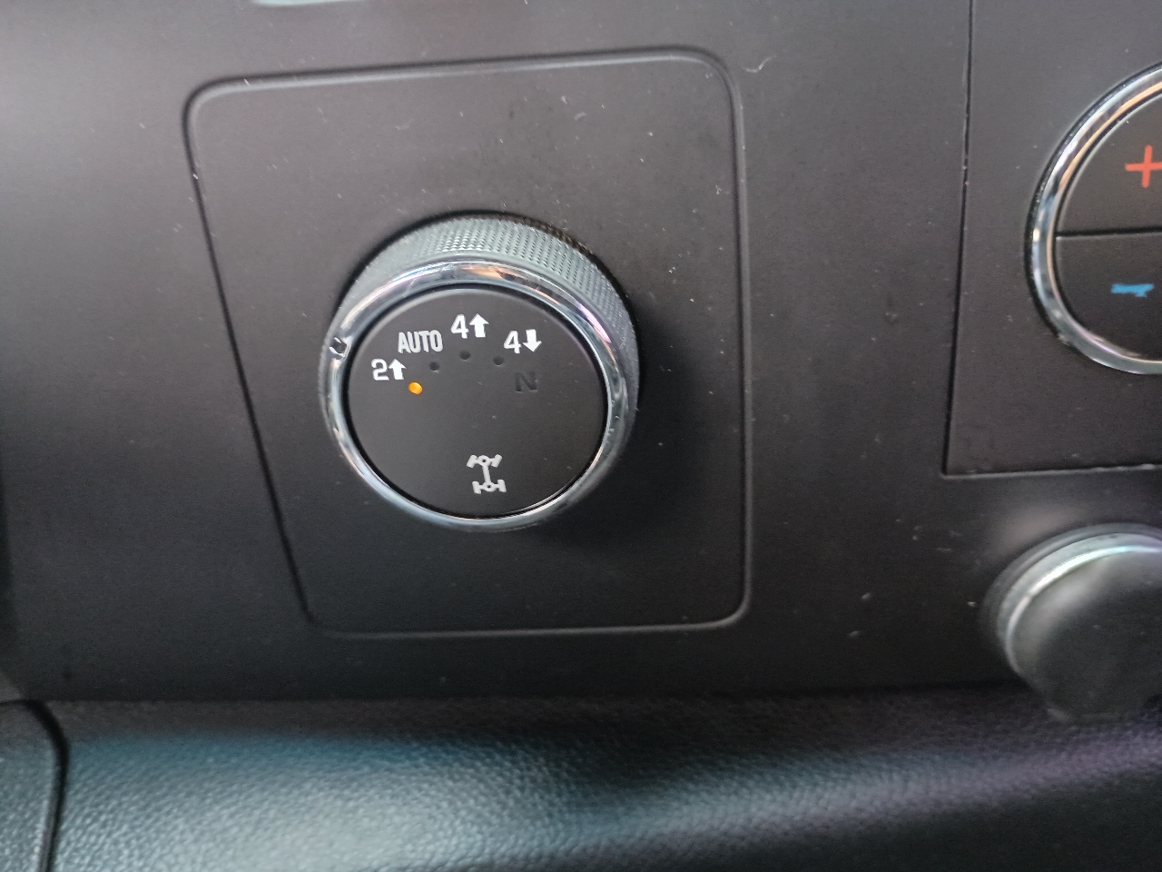 GMC Sierra 1500 4WD Crew Cab 143.5" SLE 2013