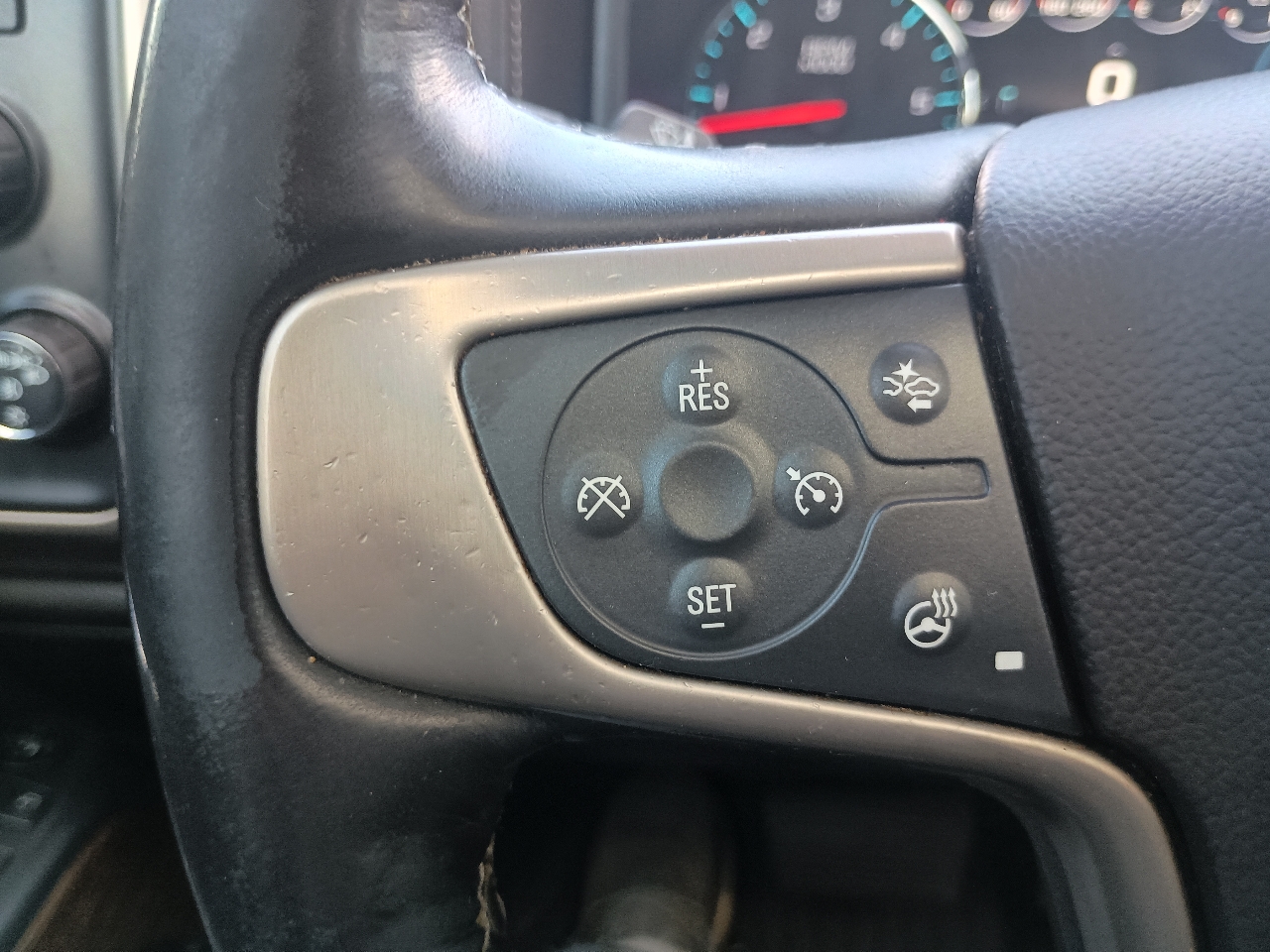 GMC Sierra 1500 4WD Crew Cab 143.5" Denali 2017