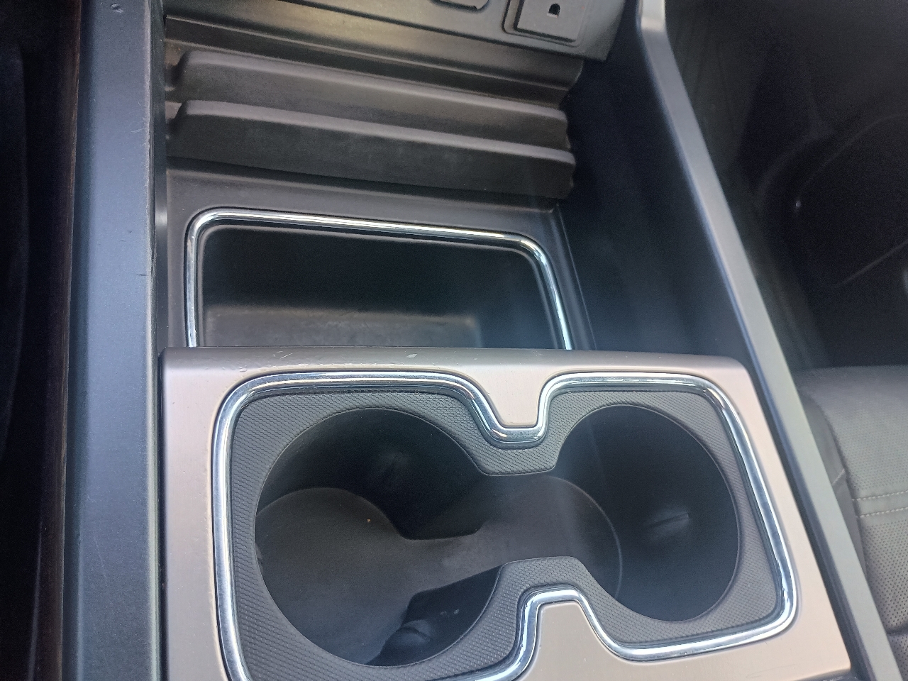 GMC Sierra 1500 4WD Crew Cab 143.5" Denali 2017