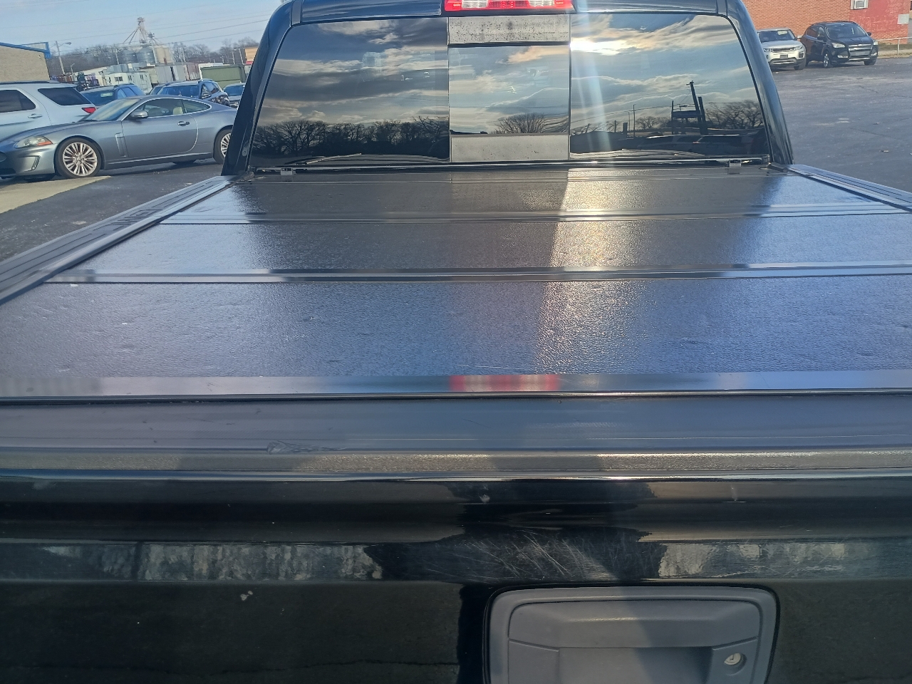 GMC Sierra 1500 4WD Crew Cab 143.5" Denali 2017