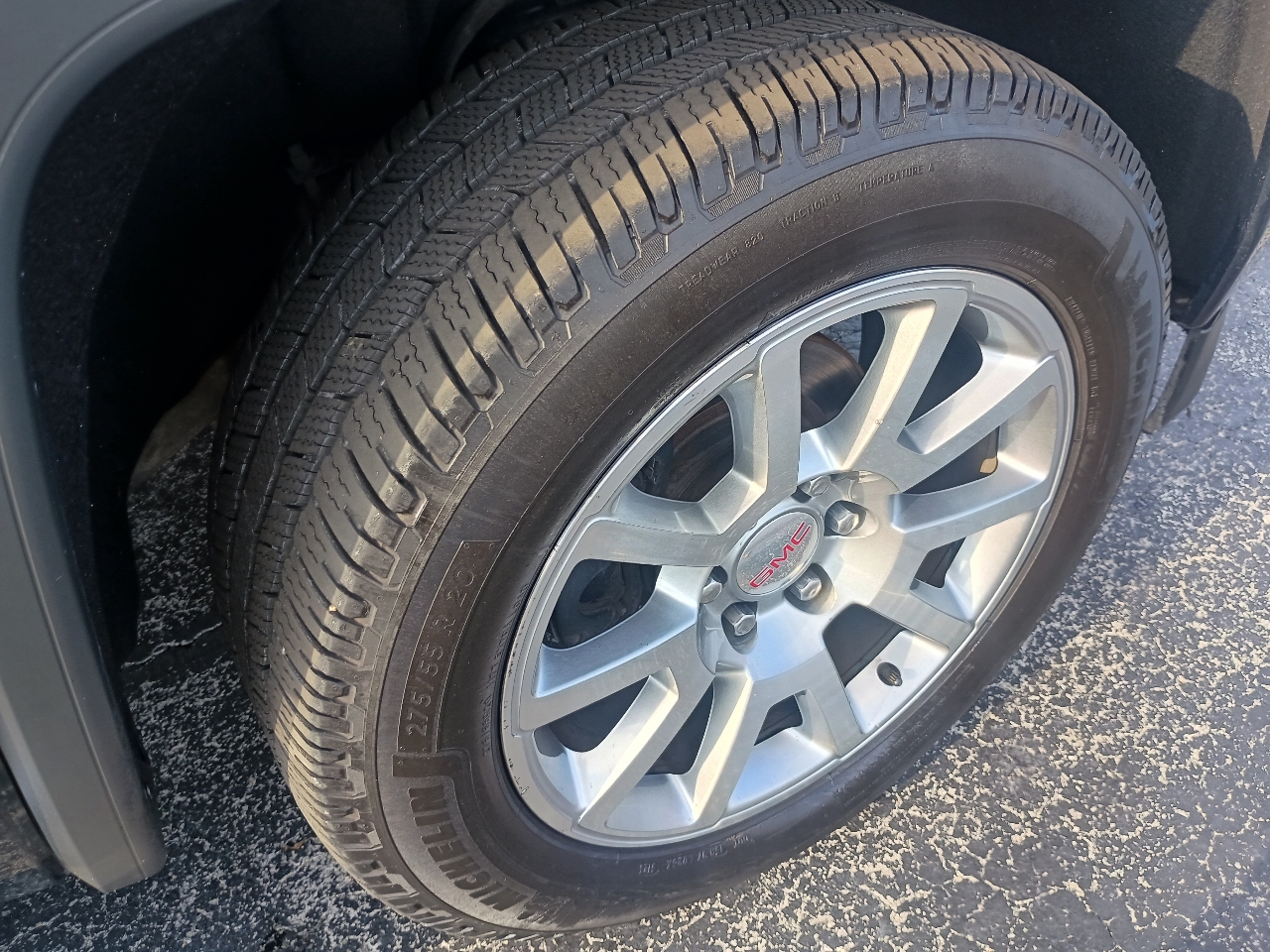 GMC Sierra 1500 4WD Crew Cab 143.5" Denali 2017