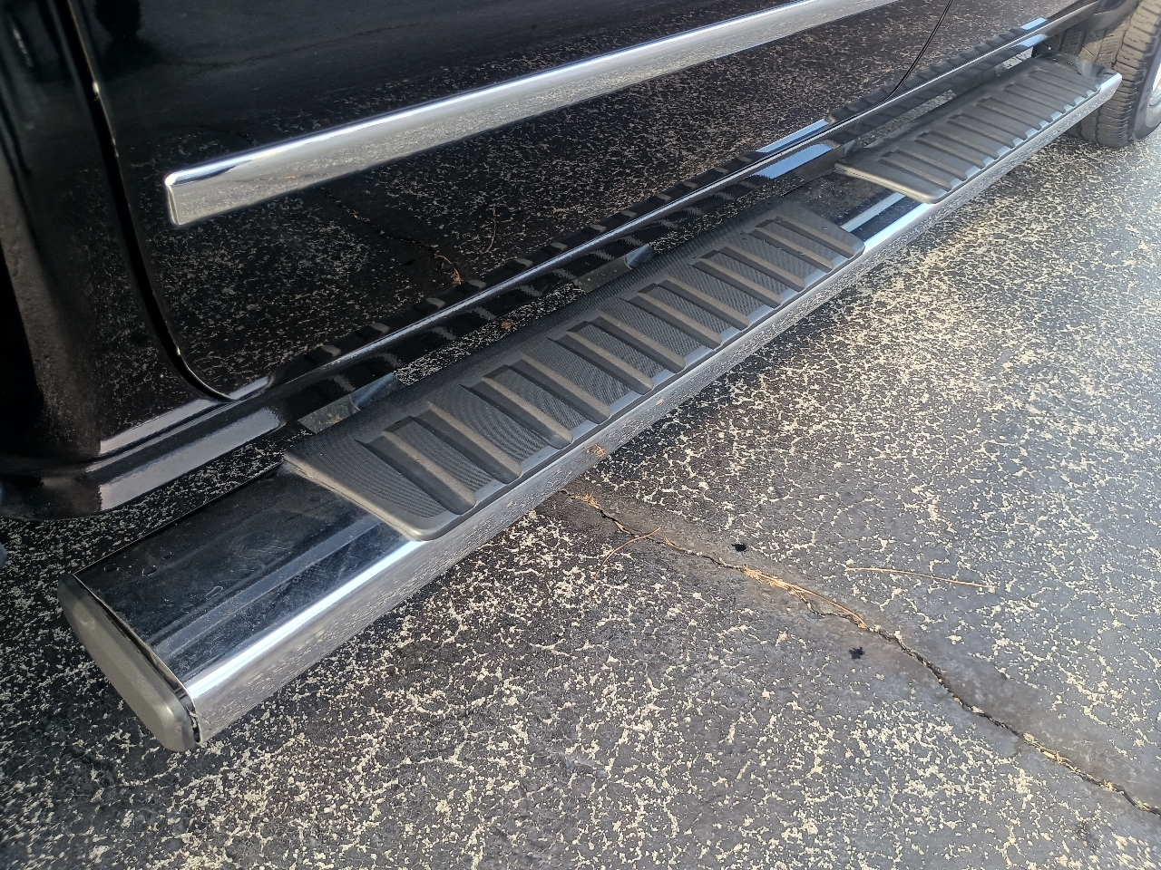 GMC Sierra 1500 4WD Crew Cab 143.5" Denali 2017