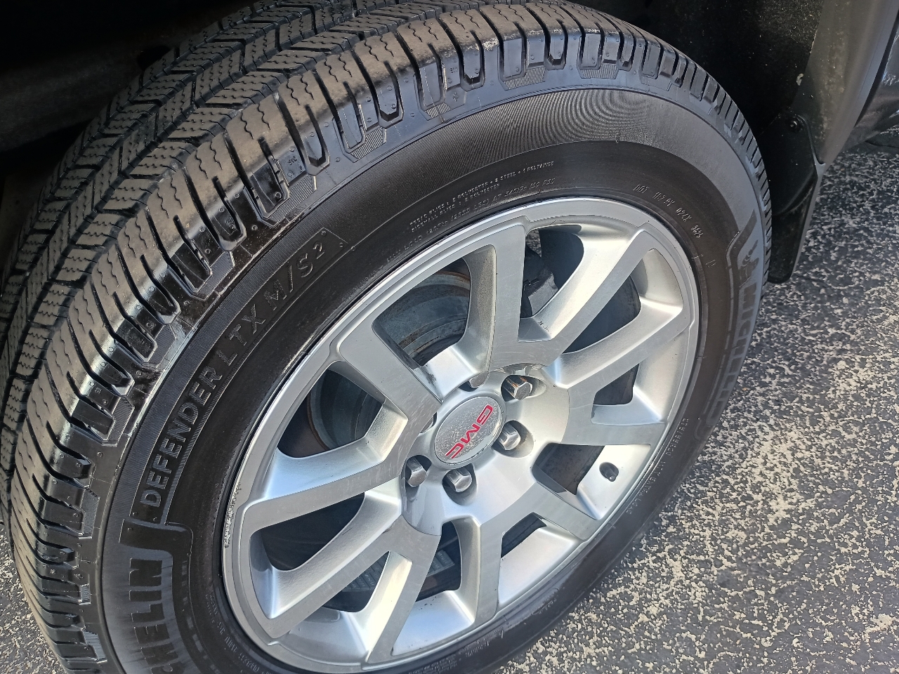 GMC Sierra 1500 4WD Crew Cab 143.5" Denali 2017