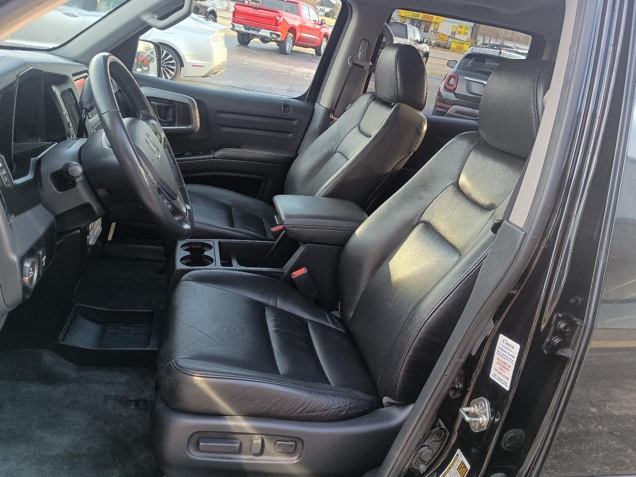 Honda Ridgeline 4WD Crew Cab SE 2014