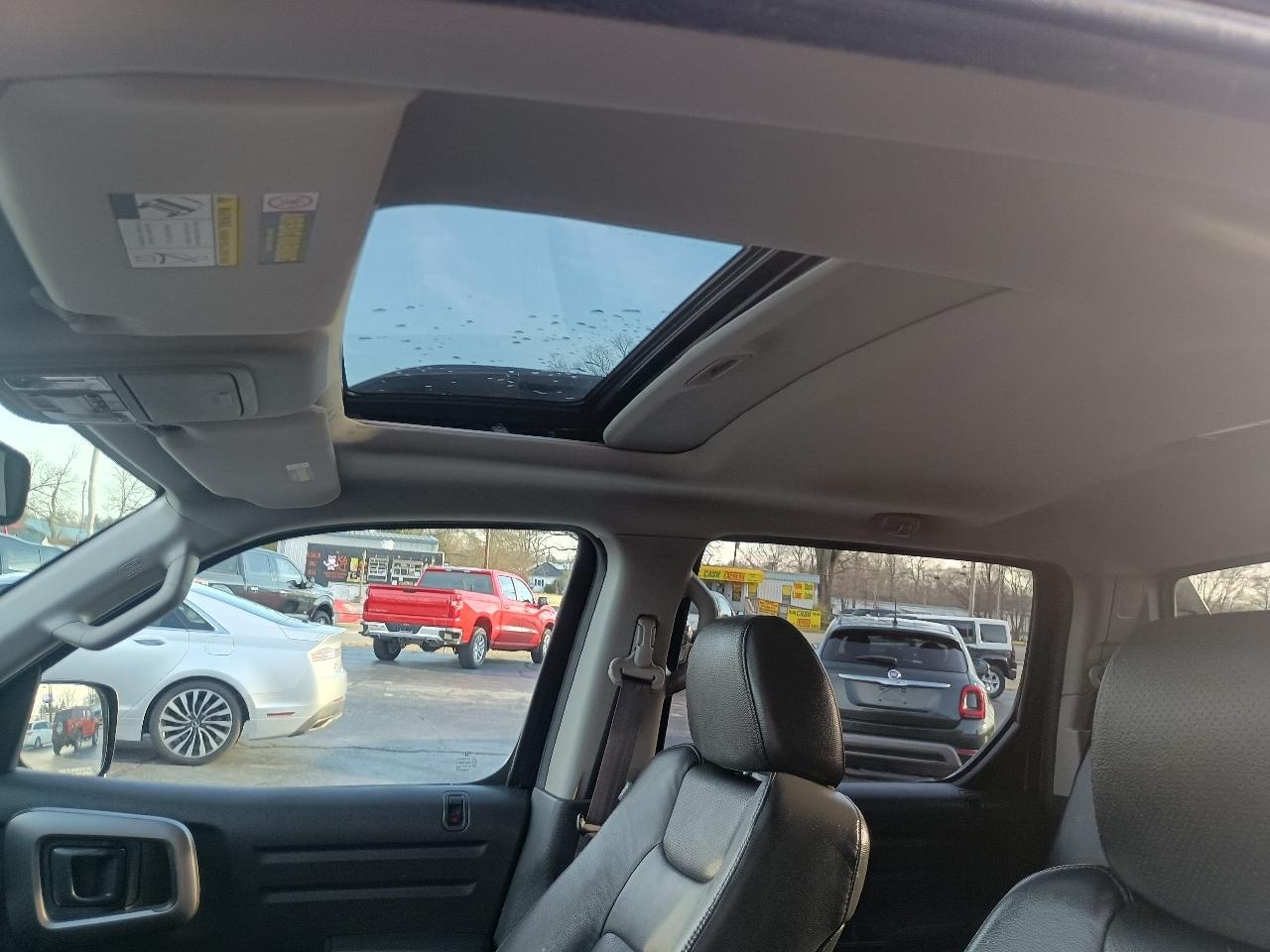 Honda Ridgeline 4WD Crew Cab SE 2014