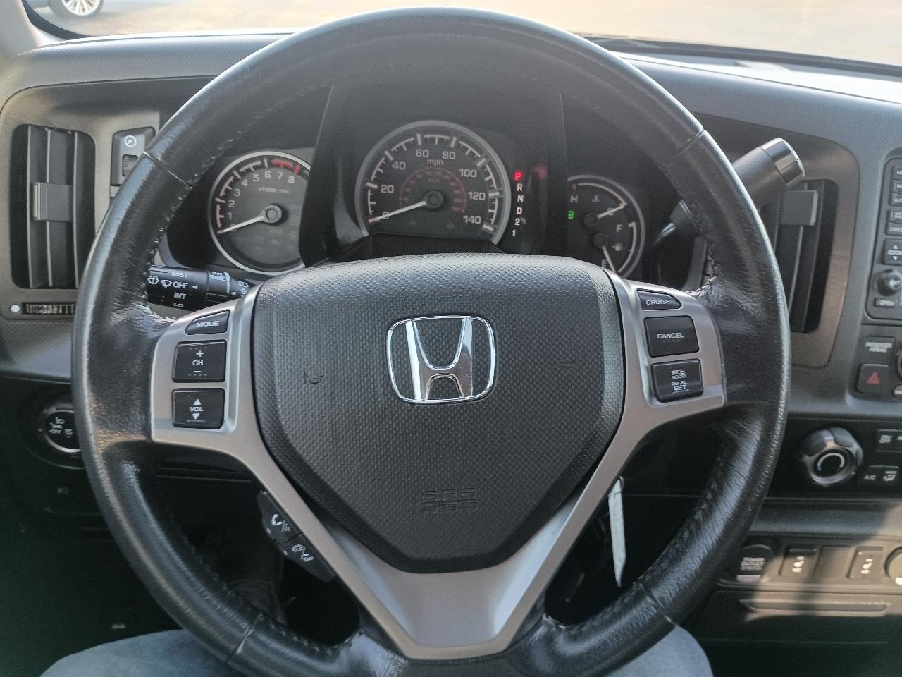 Honda Ridgeline 4WD Crew Cab SE 2014