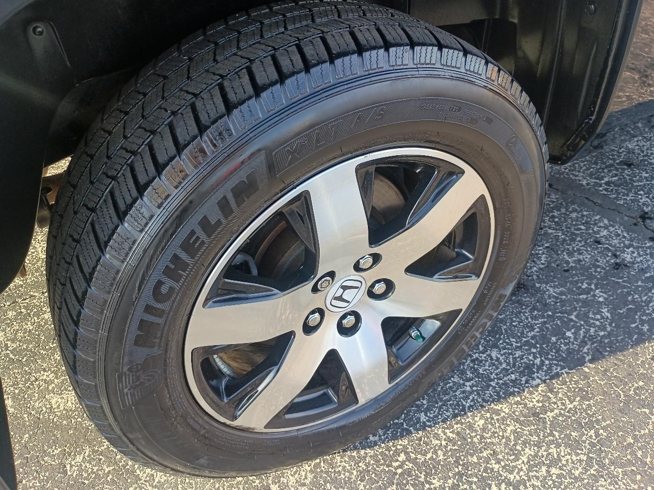 Honda Ridgeline 4WD Crew Cab SE 2014