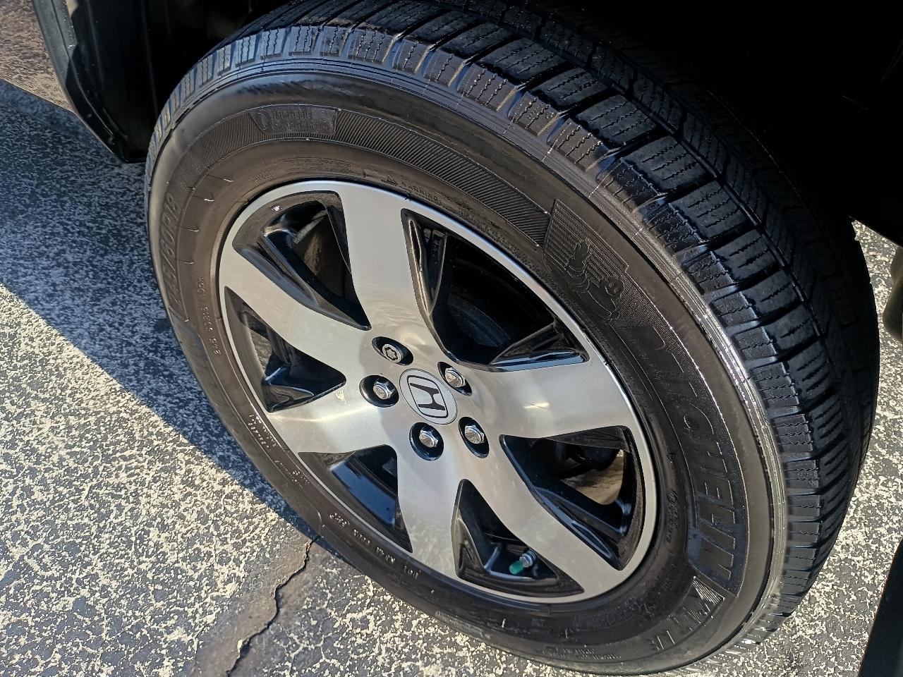 Honda Ridgeline 4WD Crew Cab SE 2014