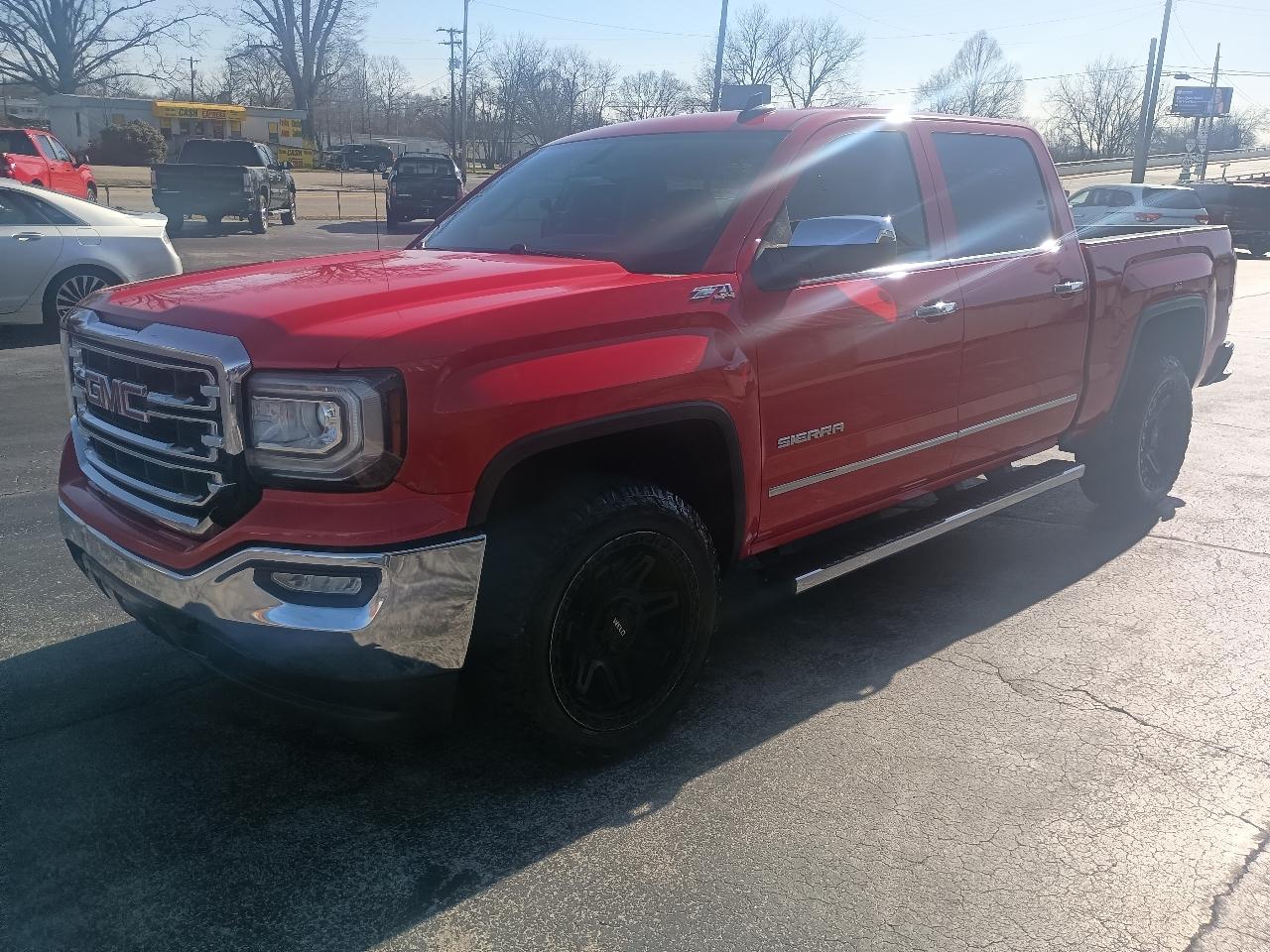GMC Sierra 1500 4WD Crew Cab 143.5" SLT 2018