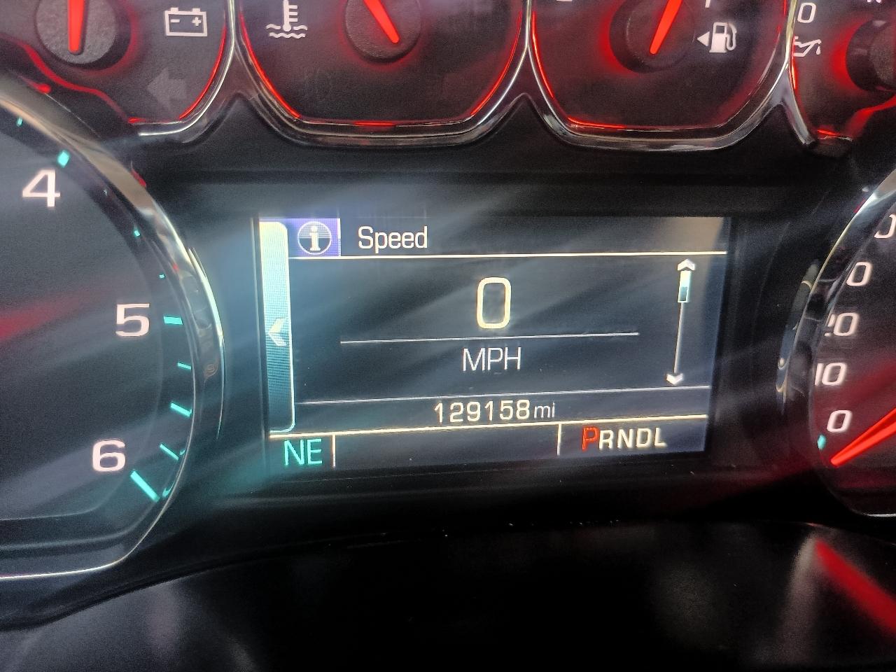 GMC Sierra 1500 4WD Crew Cab 143.5" SLT 2018