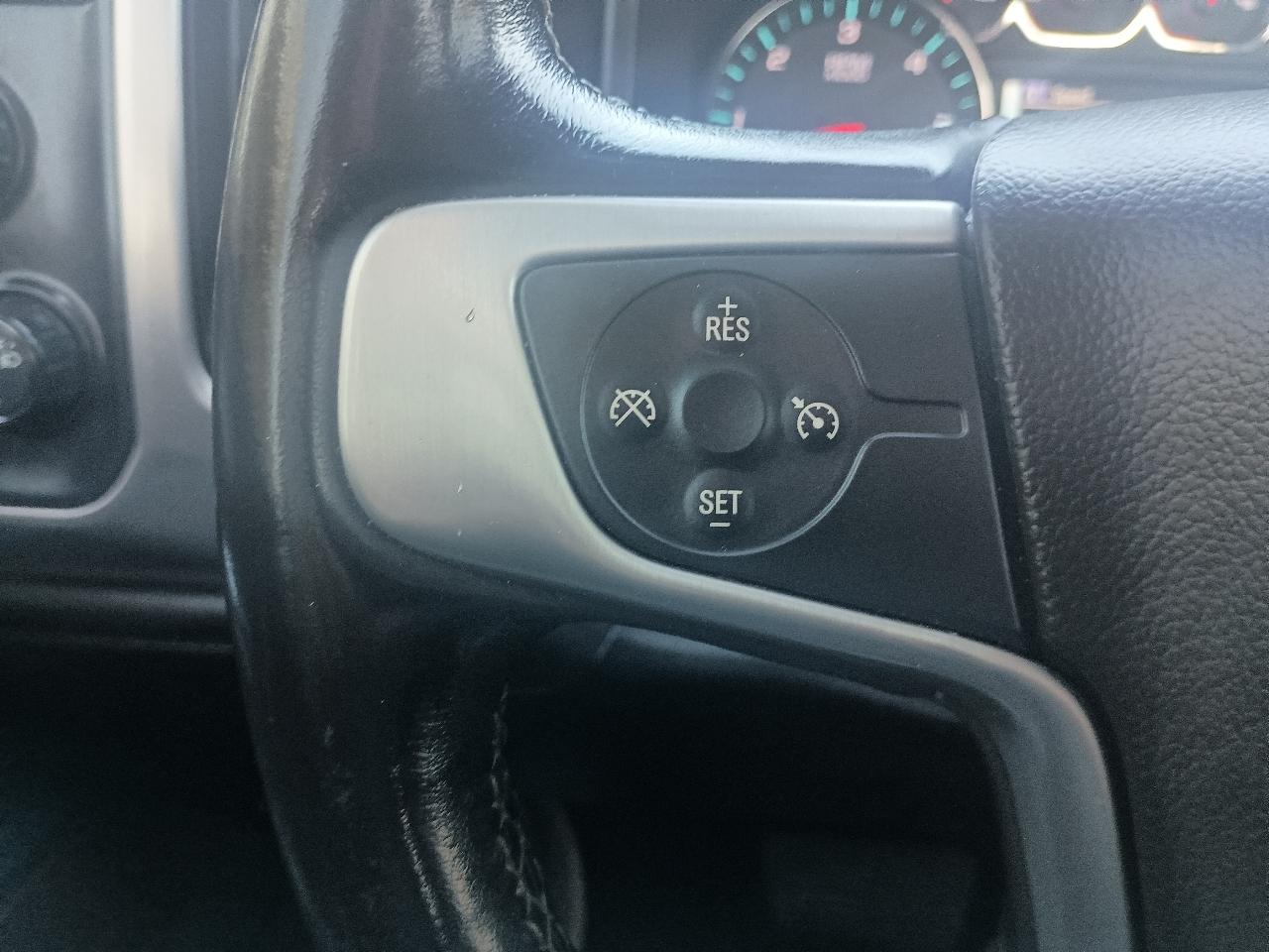 GMC Sierra 1500 4WD Crew Cab 143.5" SLT 2018