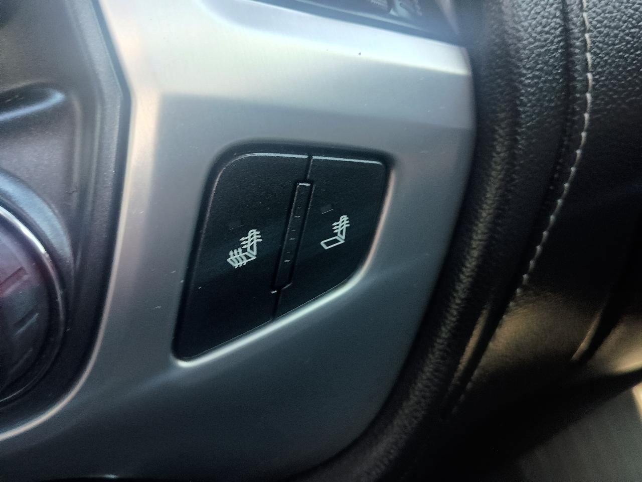 GMC Sierra 1500 4WD Crew Cab 143.5" SLT 2018