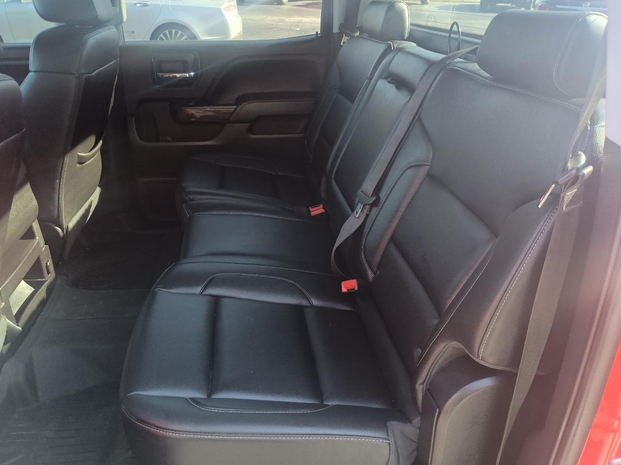 GMC Sierra 1500 4WD Crew Cab 143.5" SLT 2018