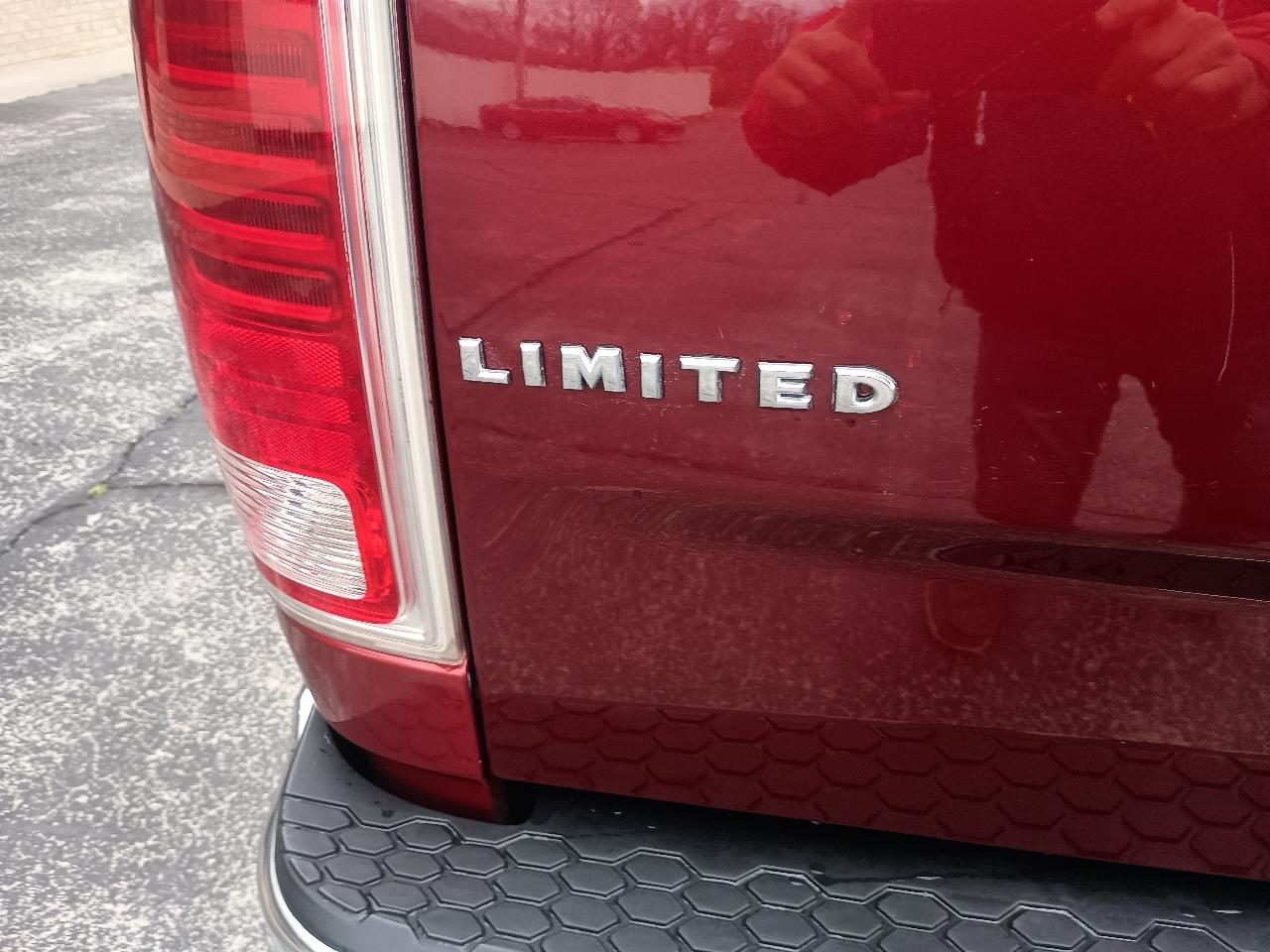 RAM 1500 4WD Crew Cab 140.5" Longhorn Limited 2014